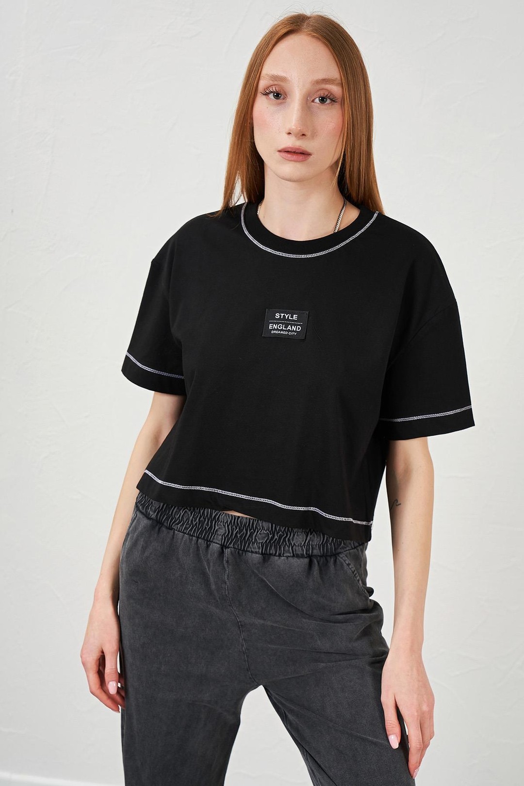 Kadın Bisiklet Yaka Karyoka Dikişli Basic Süprem Crop Tişört