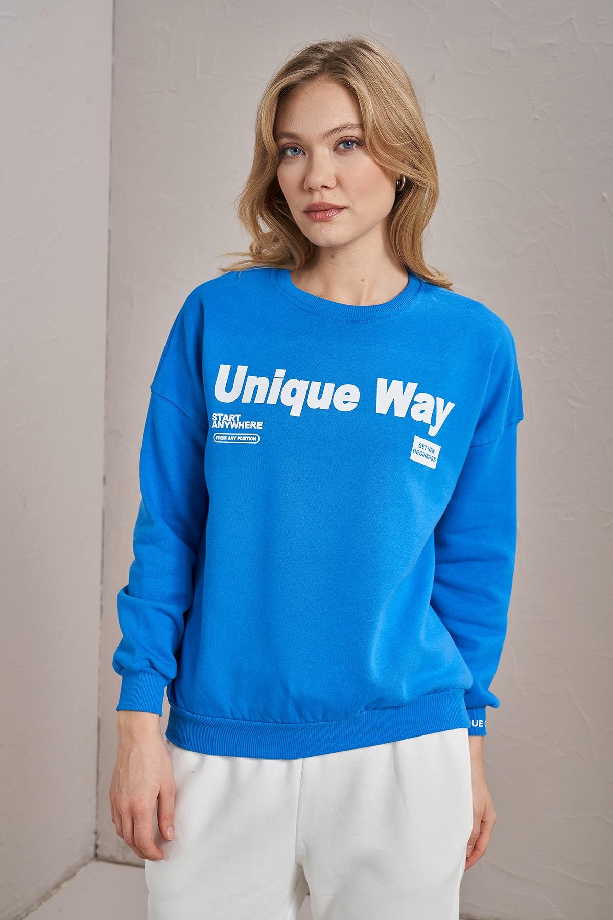 Kadın Bisiklet Yaka Unique Way Baskılı Üç İplik Sweatshirt