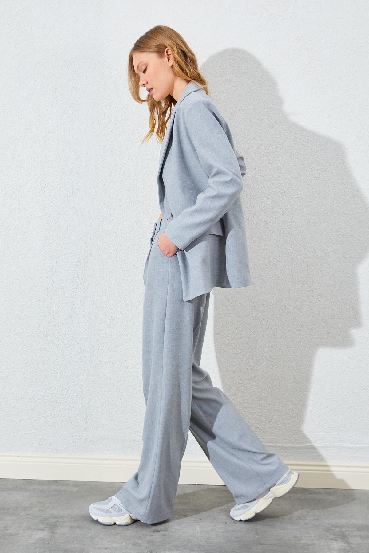 Kadın İki Düğmeli Oversize Poliviskon Blazer Ceket