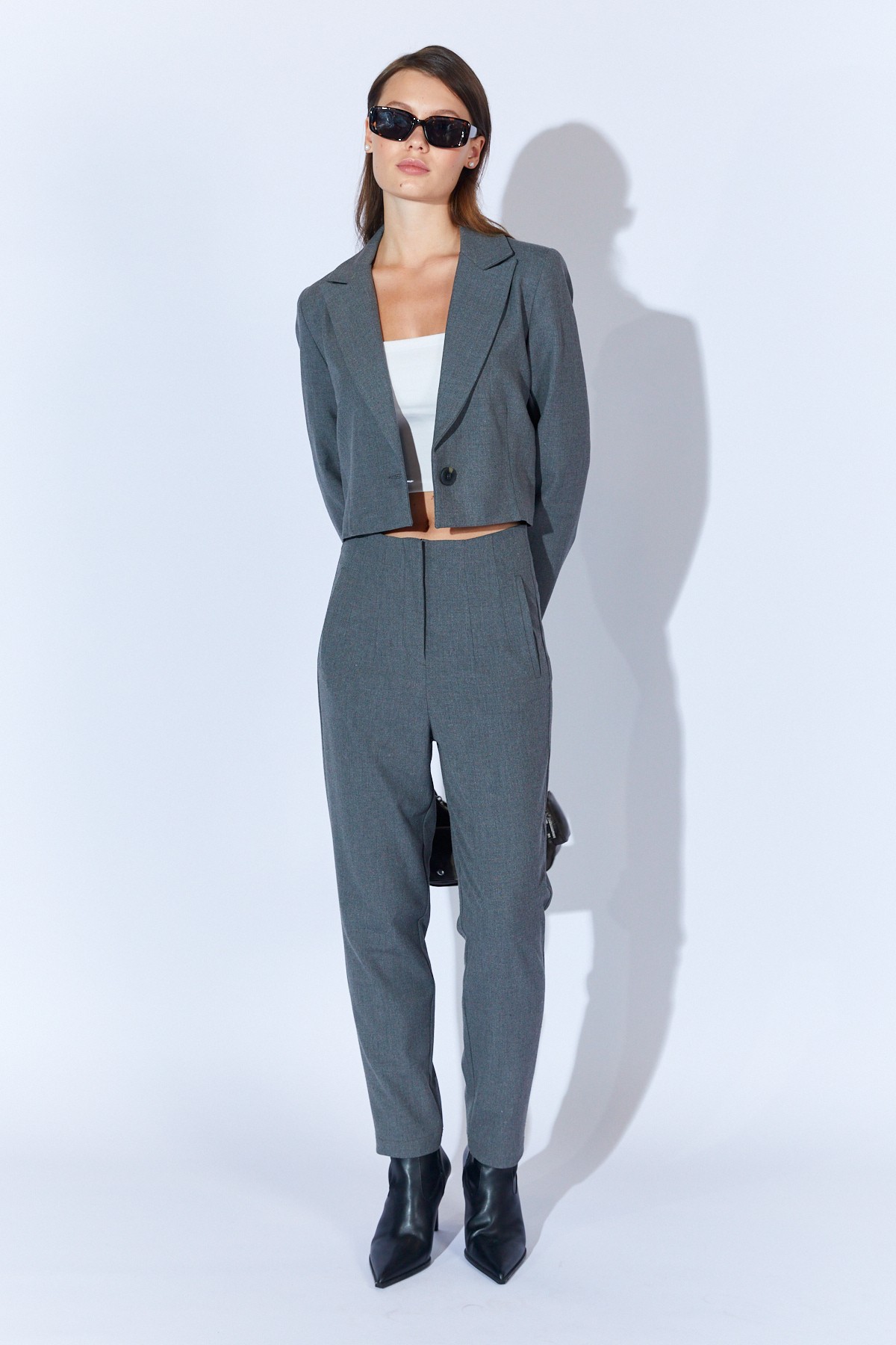 Kadın Tek Düğmeli Poliviskon Crop Blazer Ceket