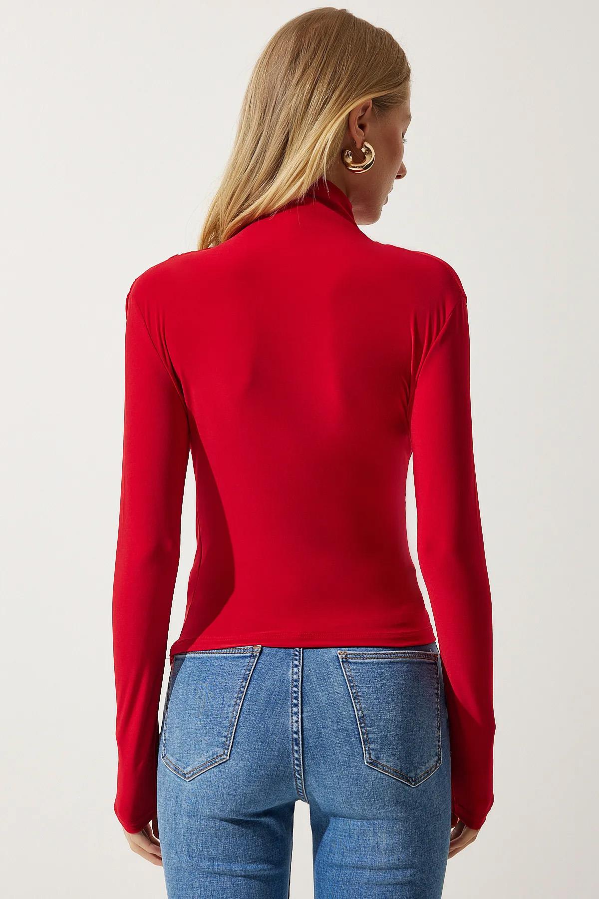 Kadın Dik Yakalı Omuz Bel Drapeli Bluz