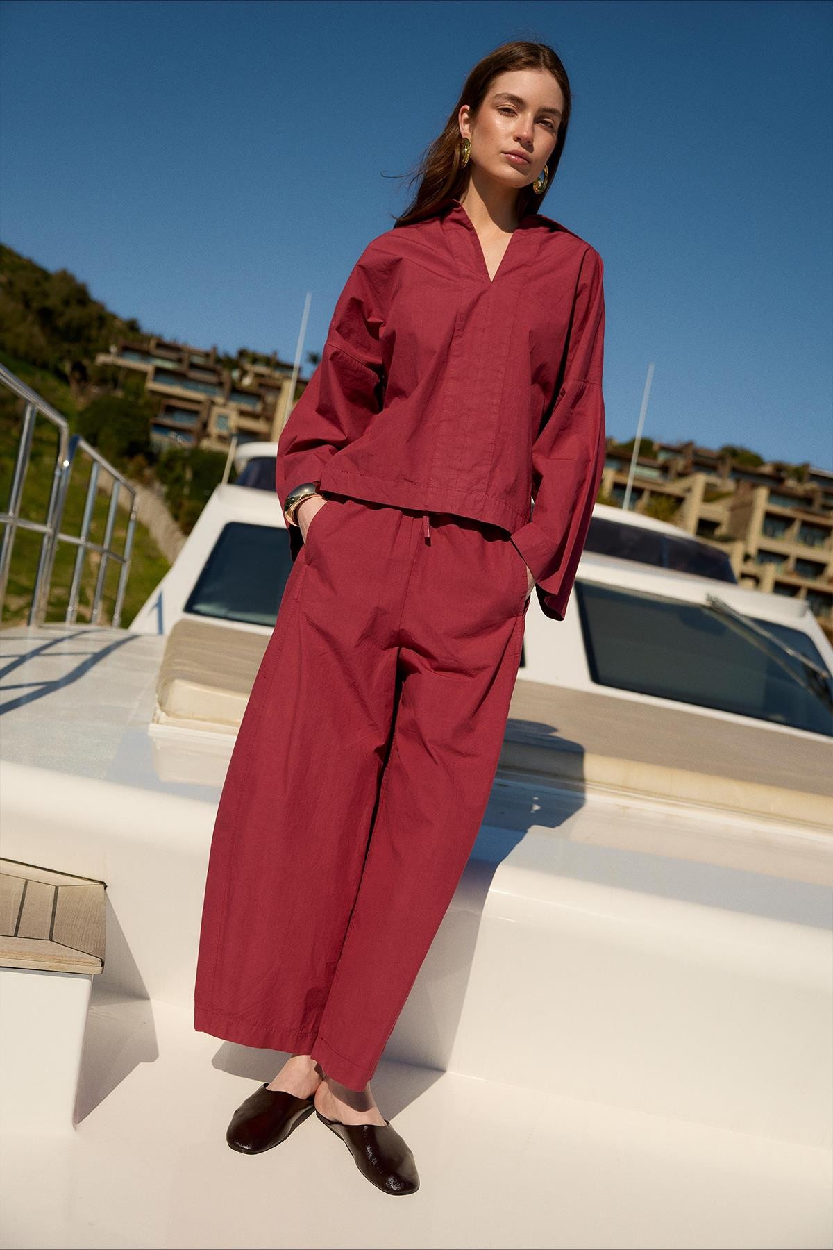 Kadın Bol Kollu Oversize Gömlek Beli Büzgülü Bol Paça Pantolon Takım