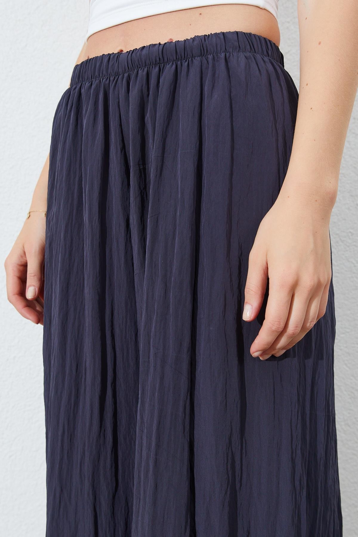 Kadın Beli Lastikli Bol Paça Kırışık Pantolon
