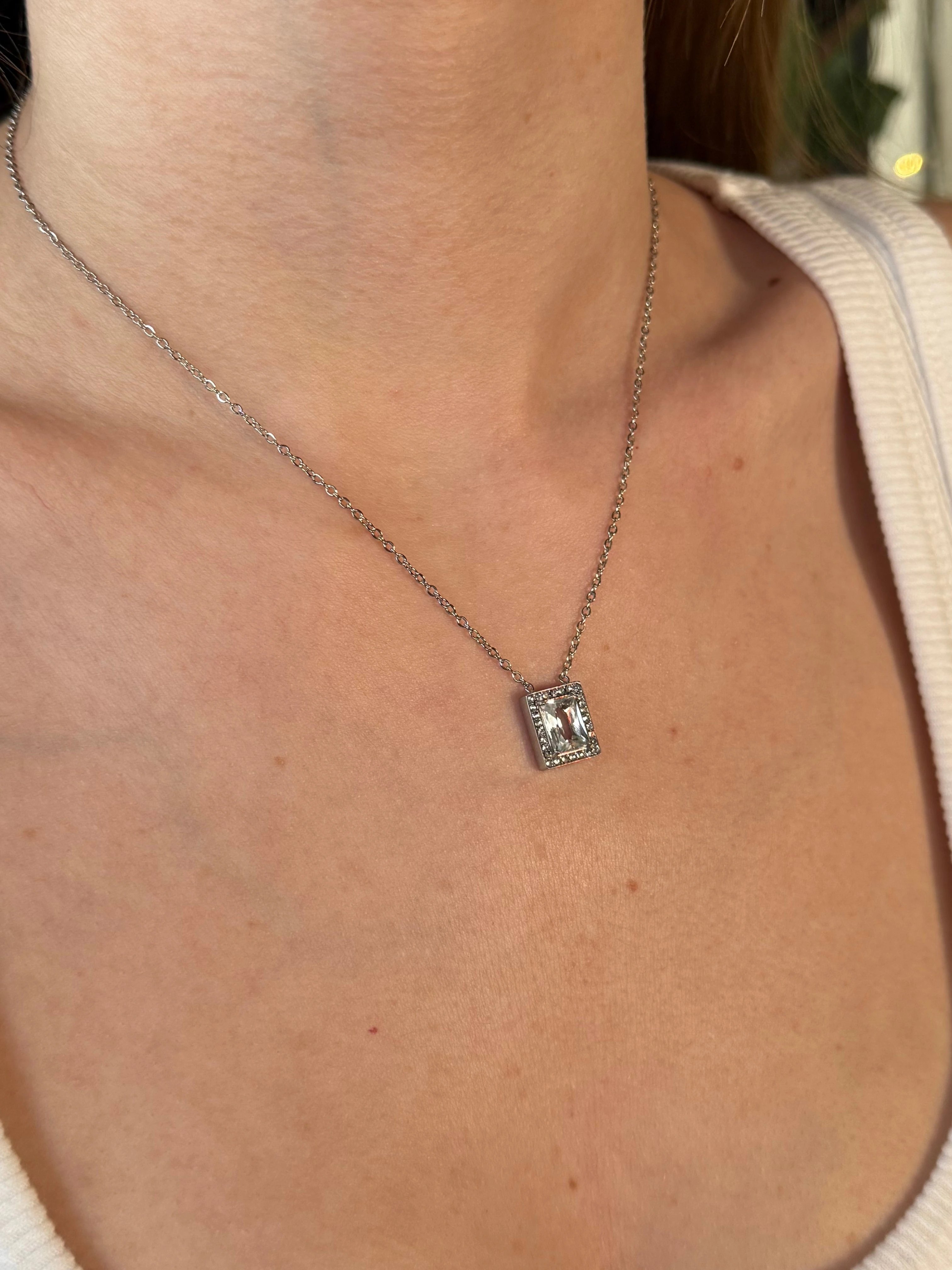 Swarovski Taşlı Baget Paslanmaz Çelik Kolye