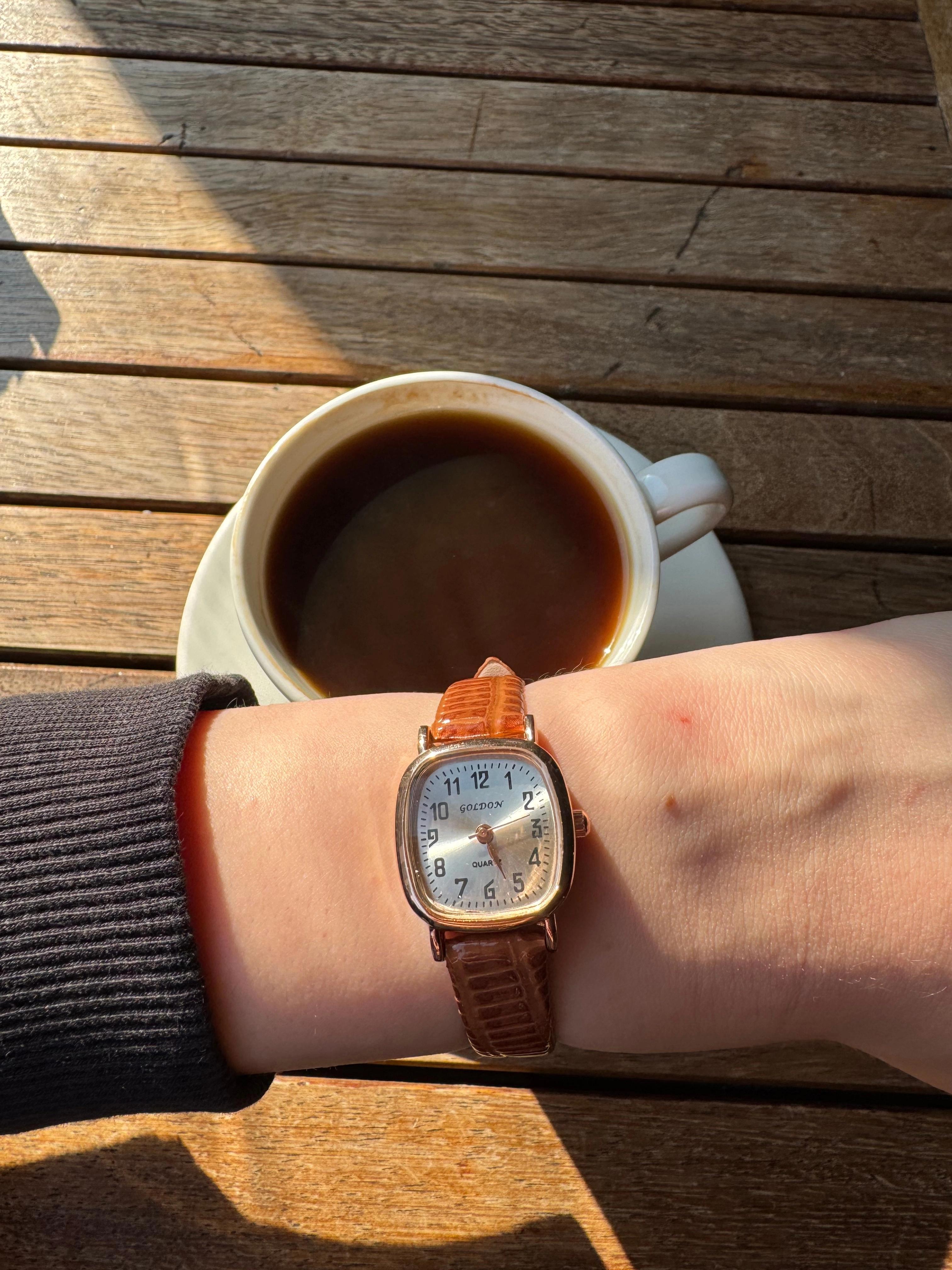 Anka Sophia Deri Kordon Oval Kasa Yeni Sezon Kadın Kol Saati Rose Gold (Beyaz Kadran)
