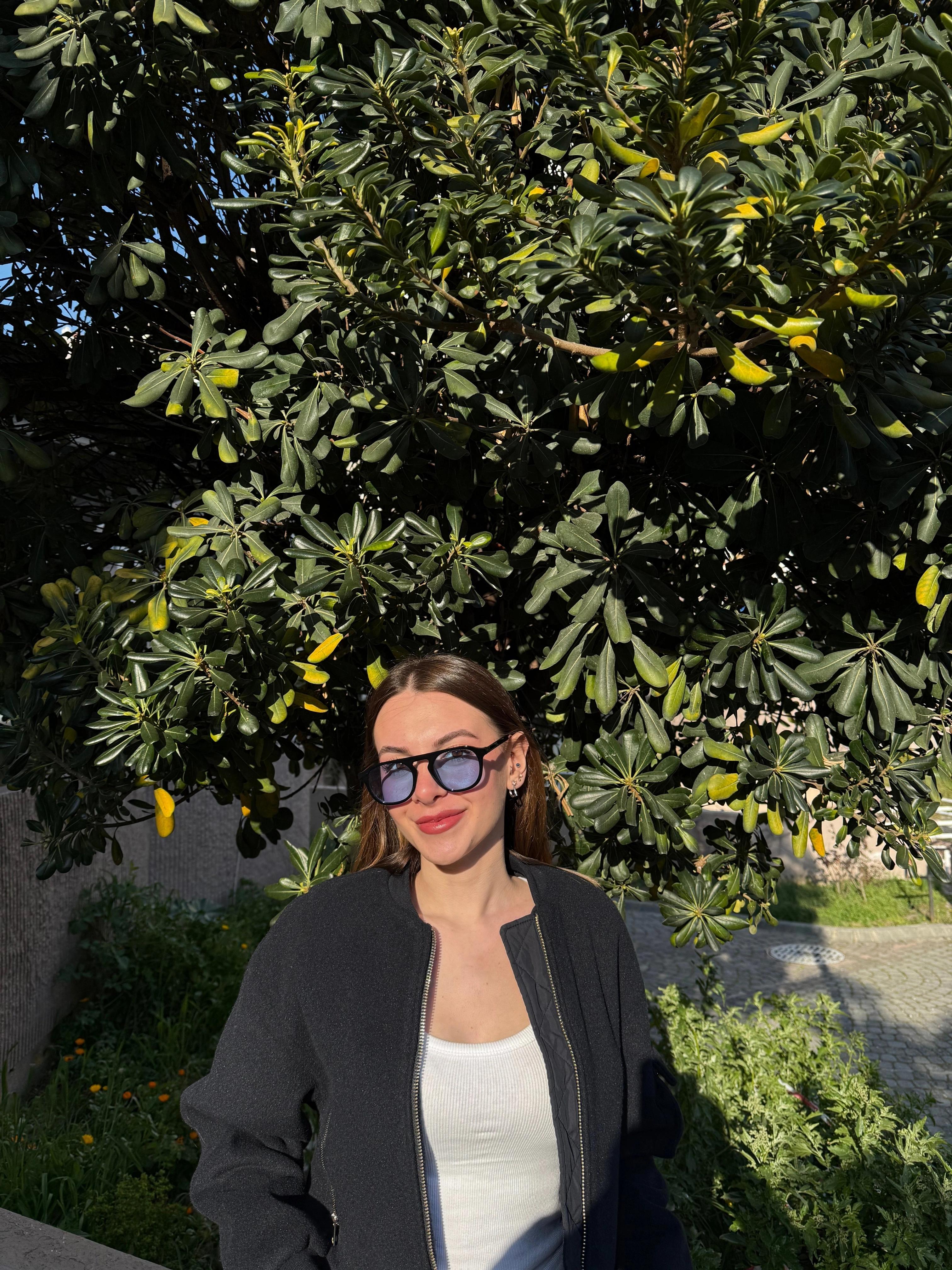 Bella Siyah Mavi Camlı Yeni Sezon Oval Güneş Gözlüğü
