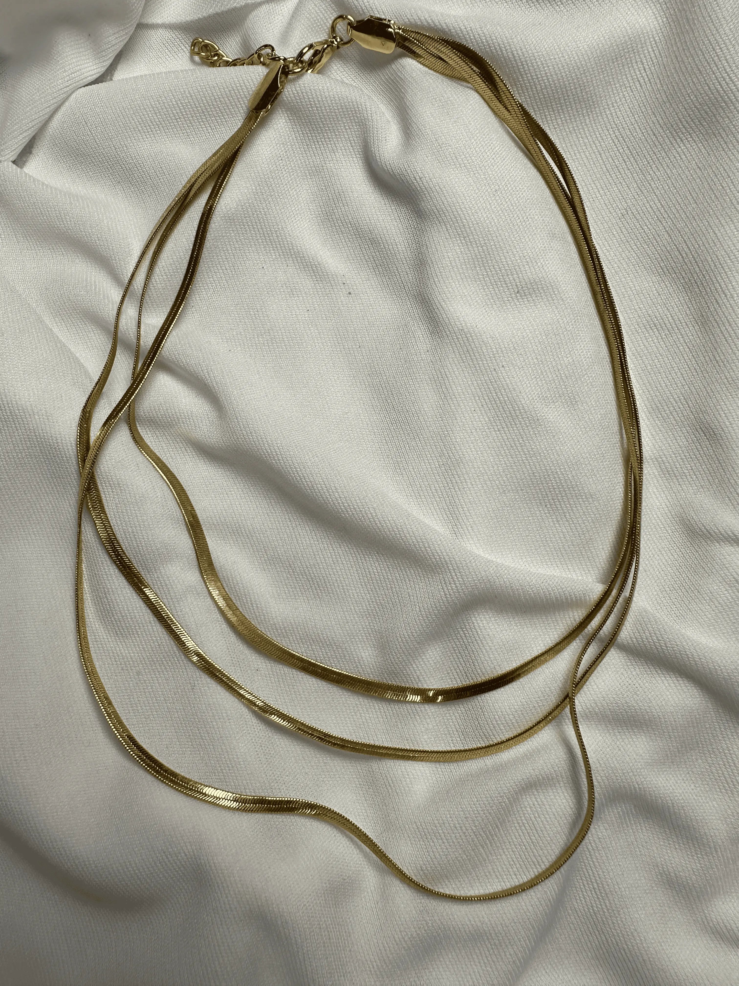 Üçlü Gold Çelik Kolye