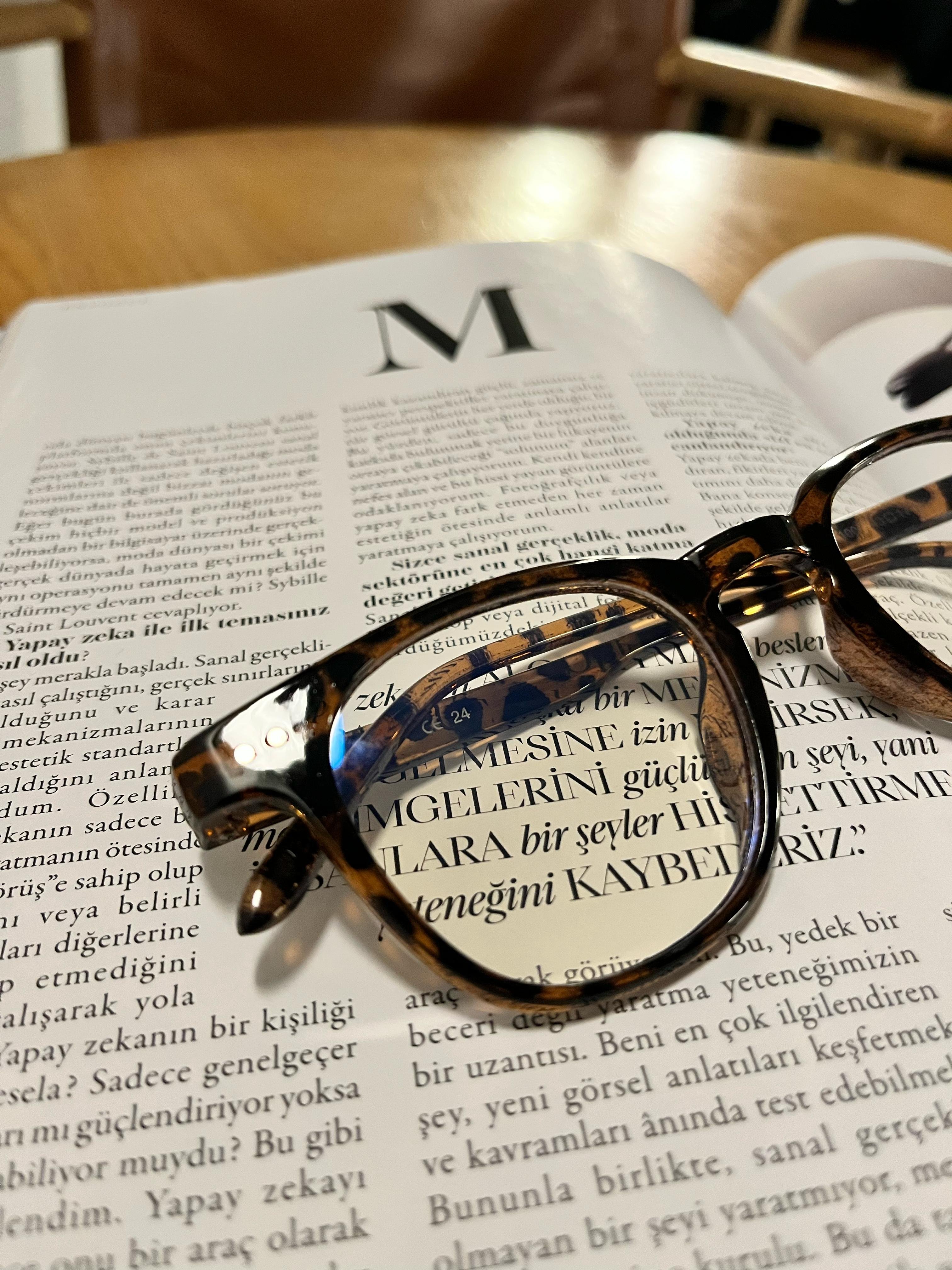 Arya Leopar Desenli Optik Uyumlu Blue Block Mavi Işık Koruyucu Gözlük Kahverengi