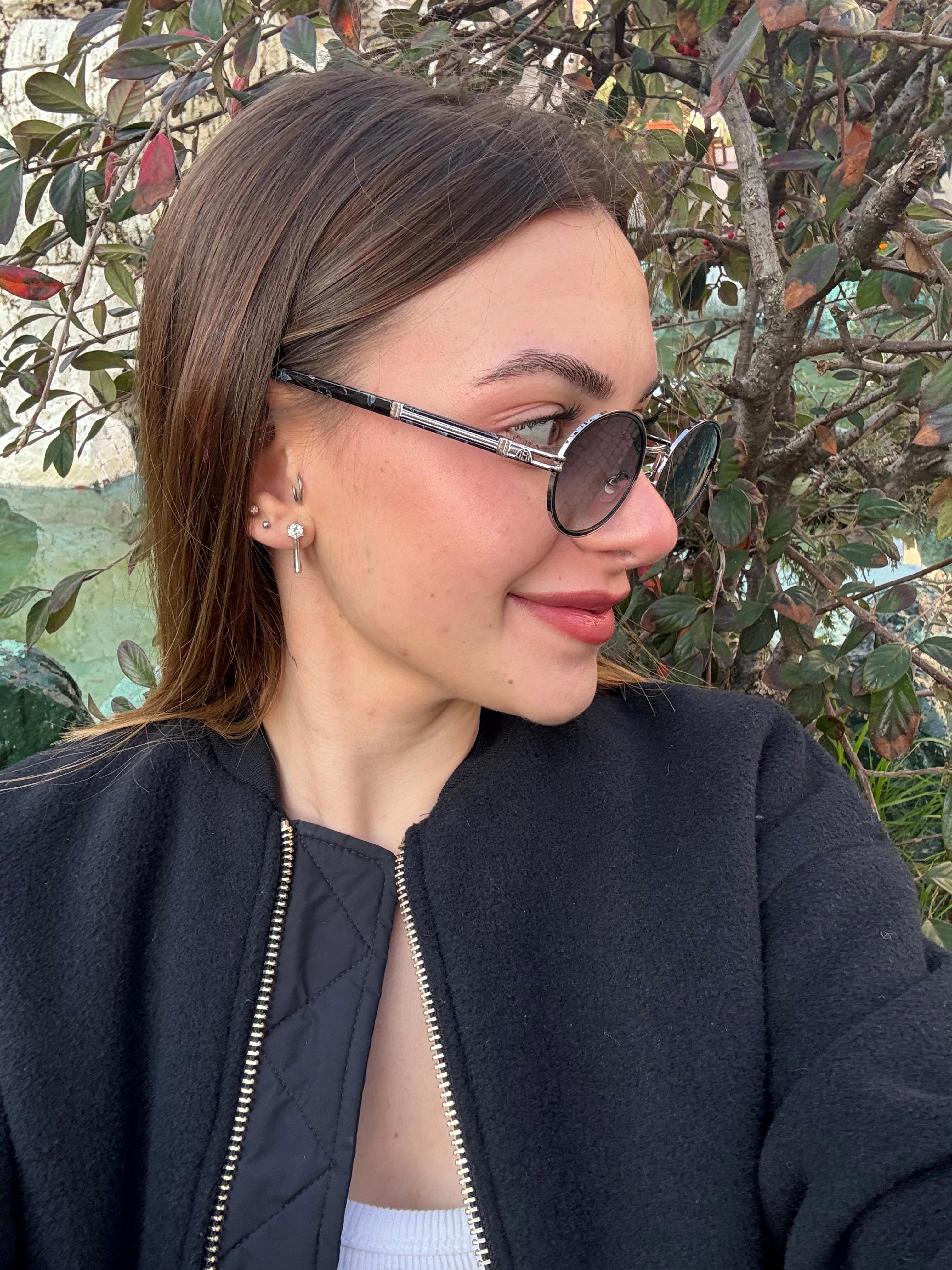 Alessia Gümüş-Siyah Yeni Sezon Oval Retro Güneş Gözlüğü