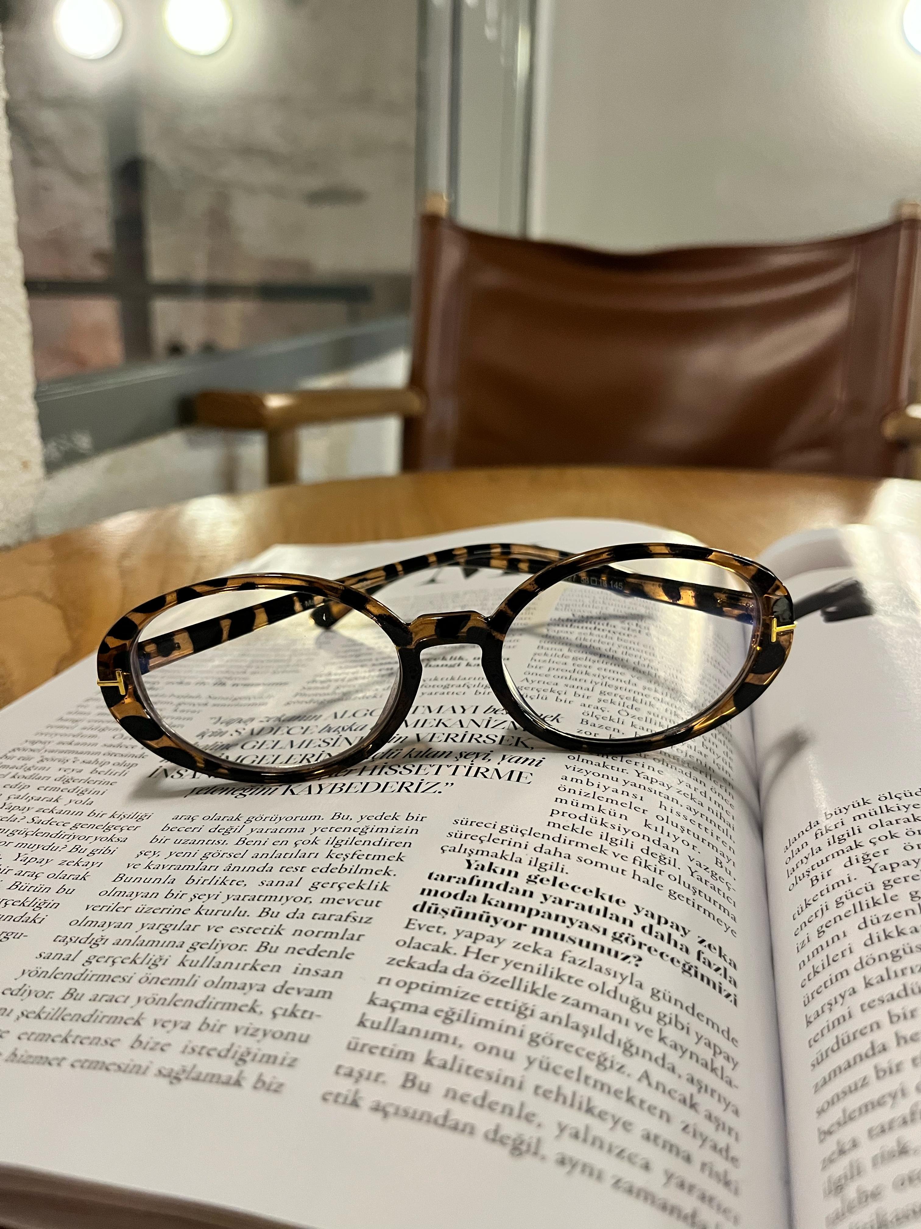 Emilia Yuvarlak Çerçeveli Blue Block Optik Uyumlu Gözlük