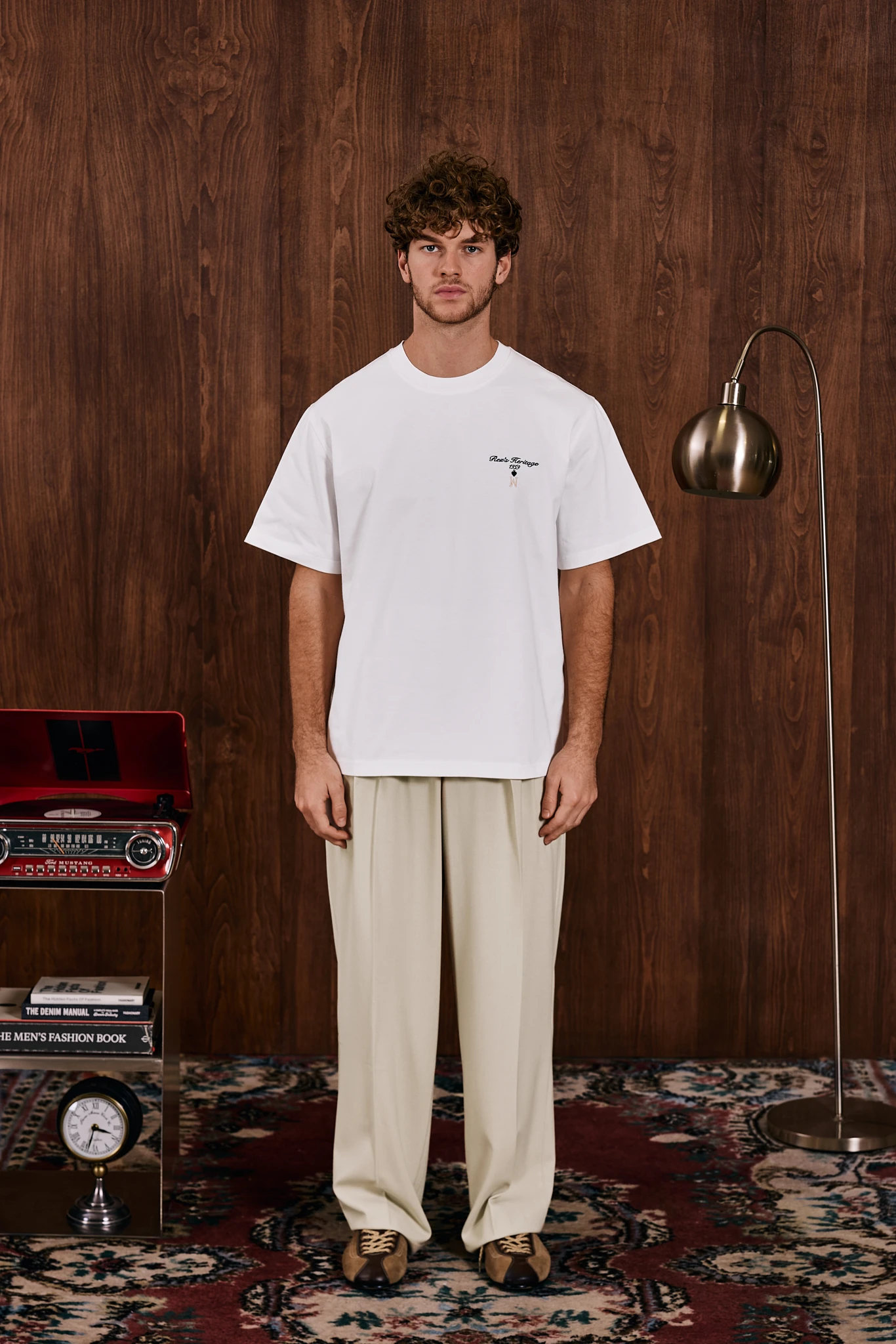 The Storyteller M T-Shirt Ekru