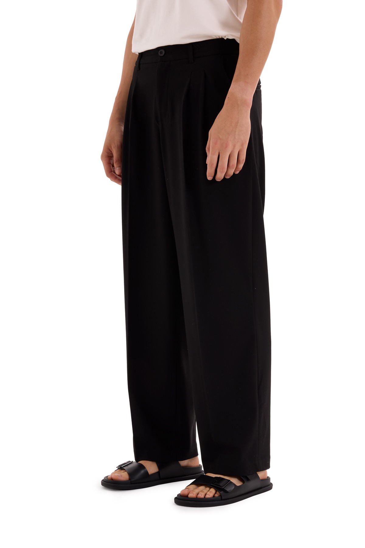 Black Pleated Woven Trousers