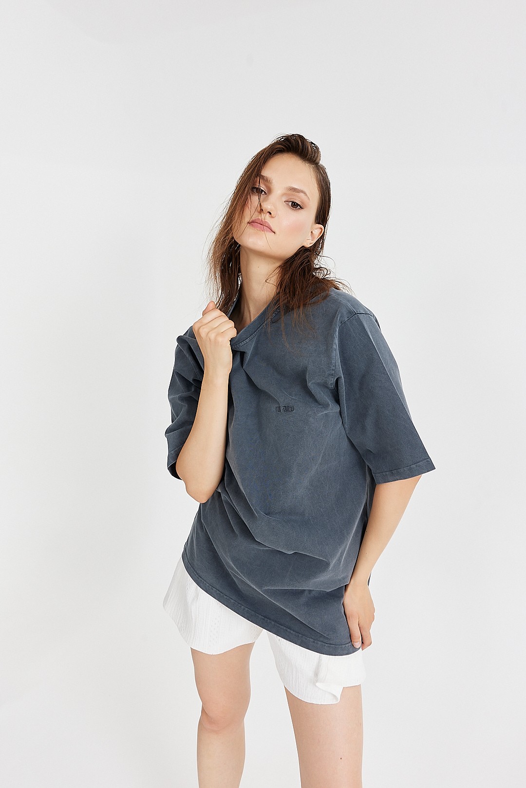 Embroidered Piece Dyed T-Shirt K