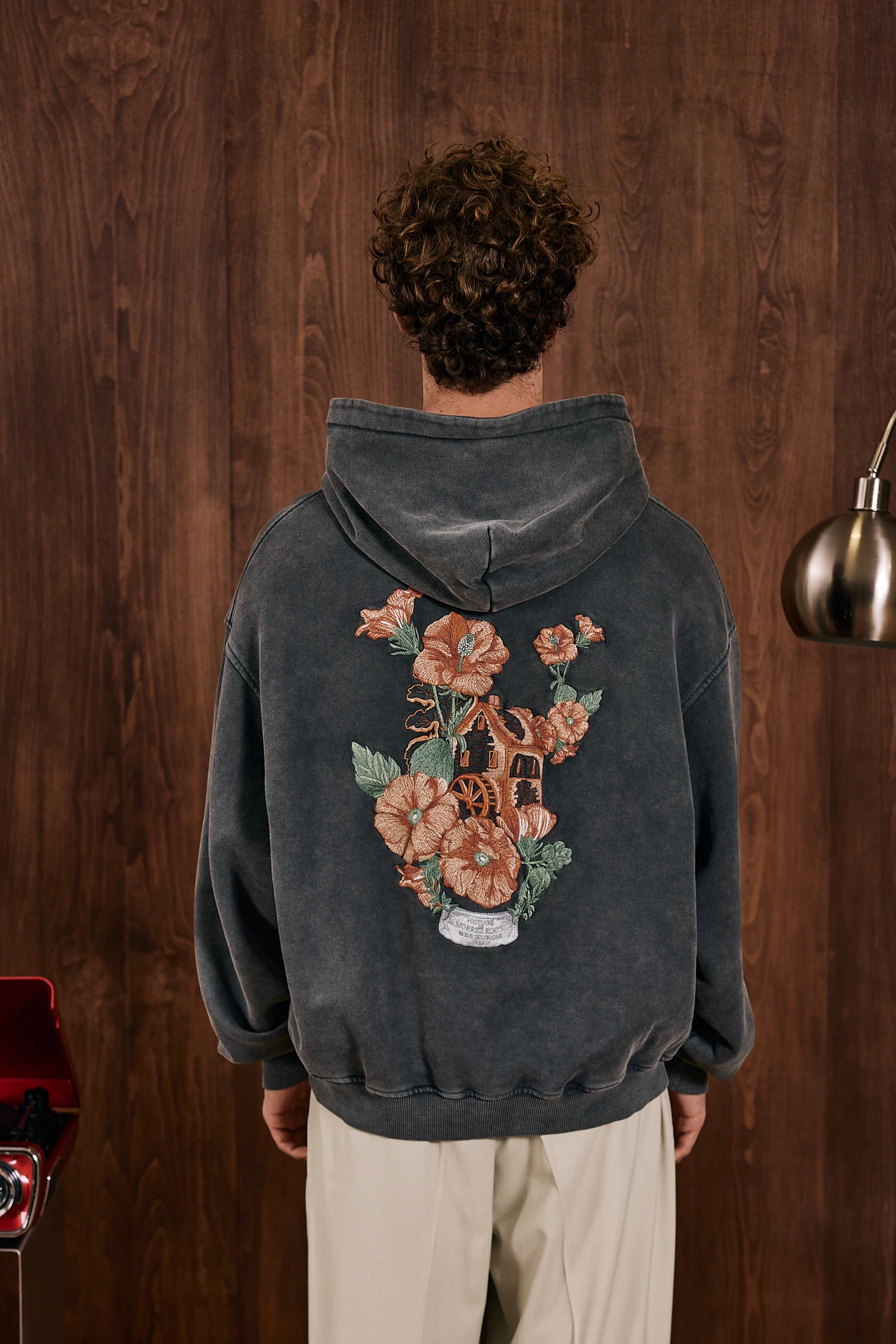 Bloom From Roots Anthrachite Wash Nakış Detaylı Hoodie Antrasit