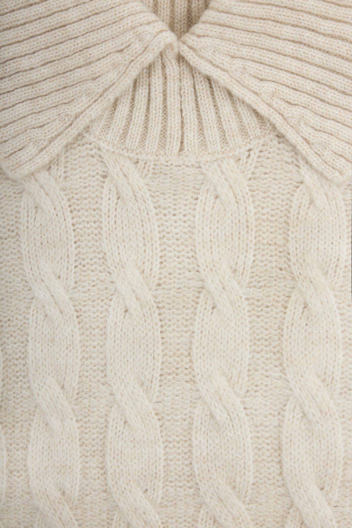 Cream Knit Textured Knitwear