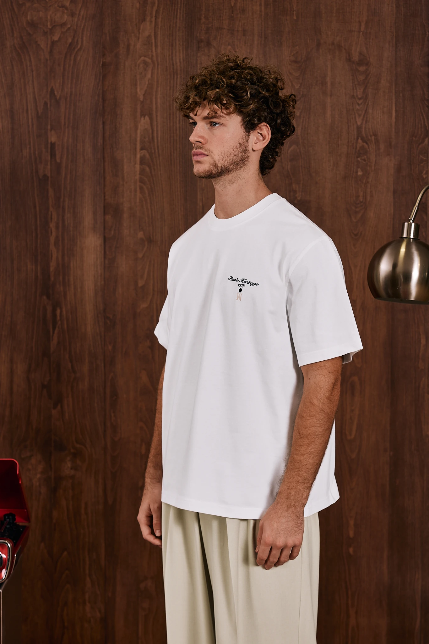 The Storyteller M T-Shirt Ekru