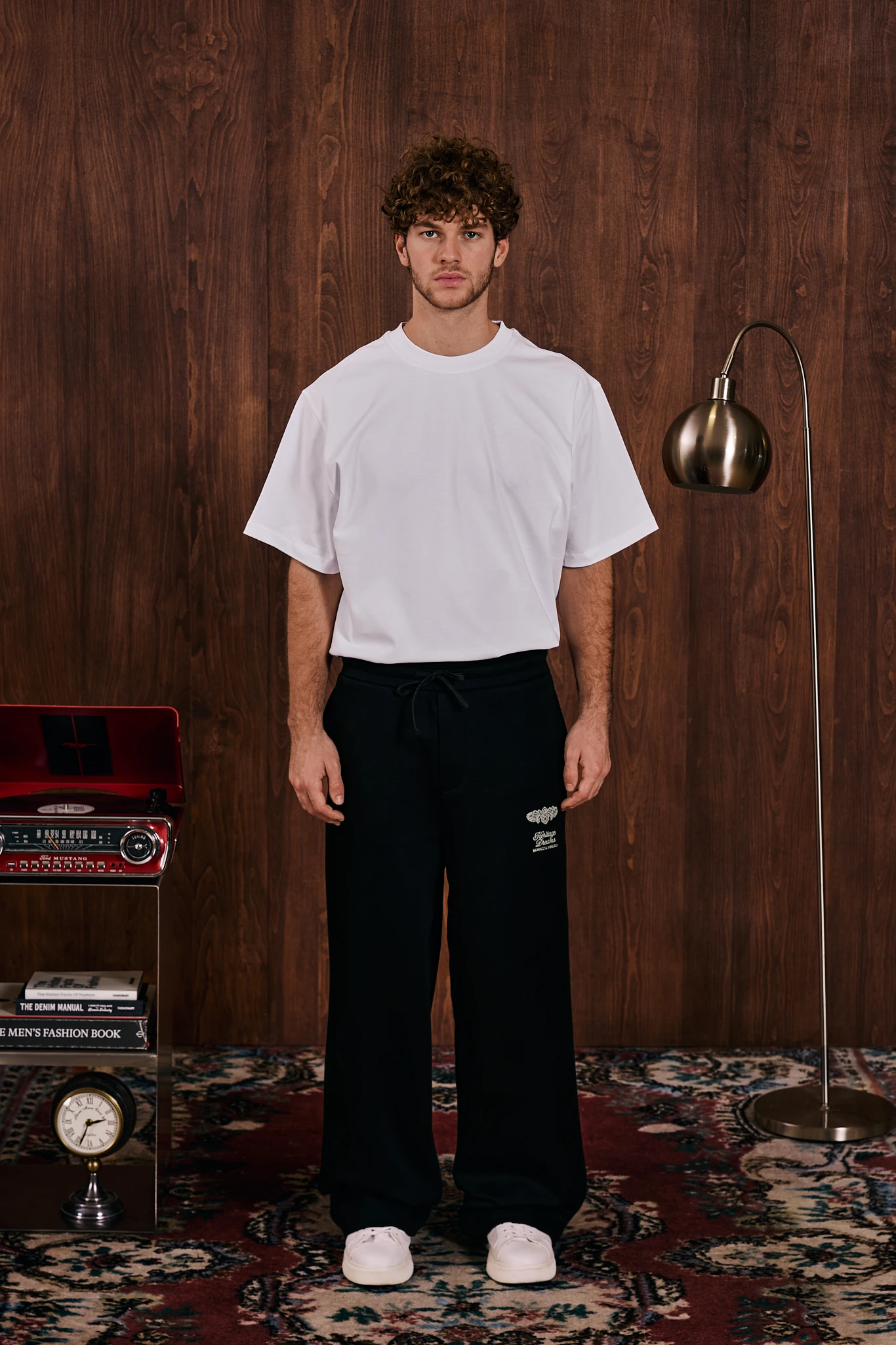 Rooted Lace House Nakış Detaylı Sweatpat Siyah