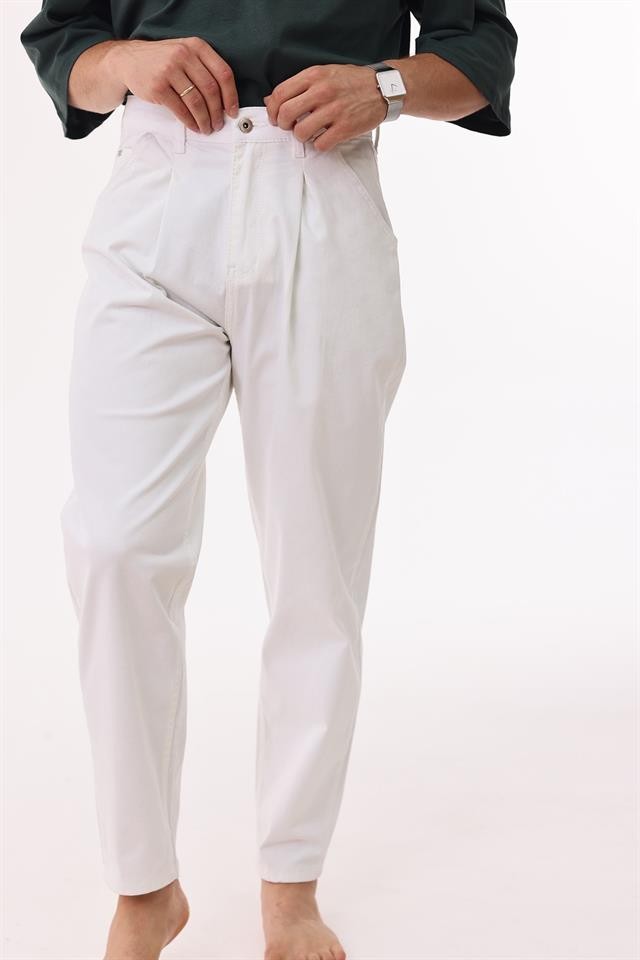 Beyaz Tek Pile Pantolon