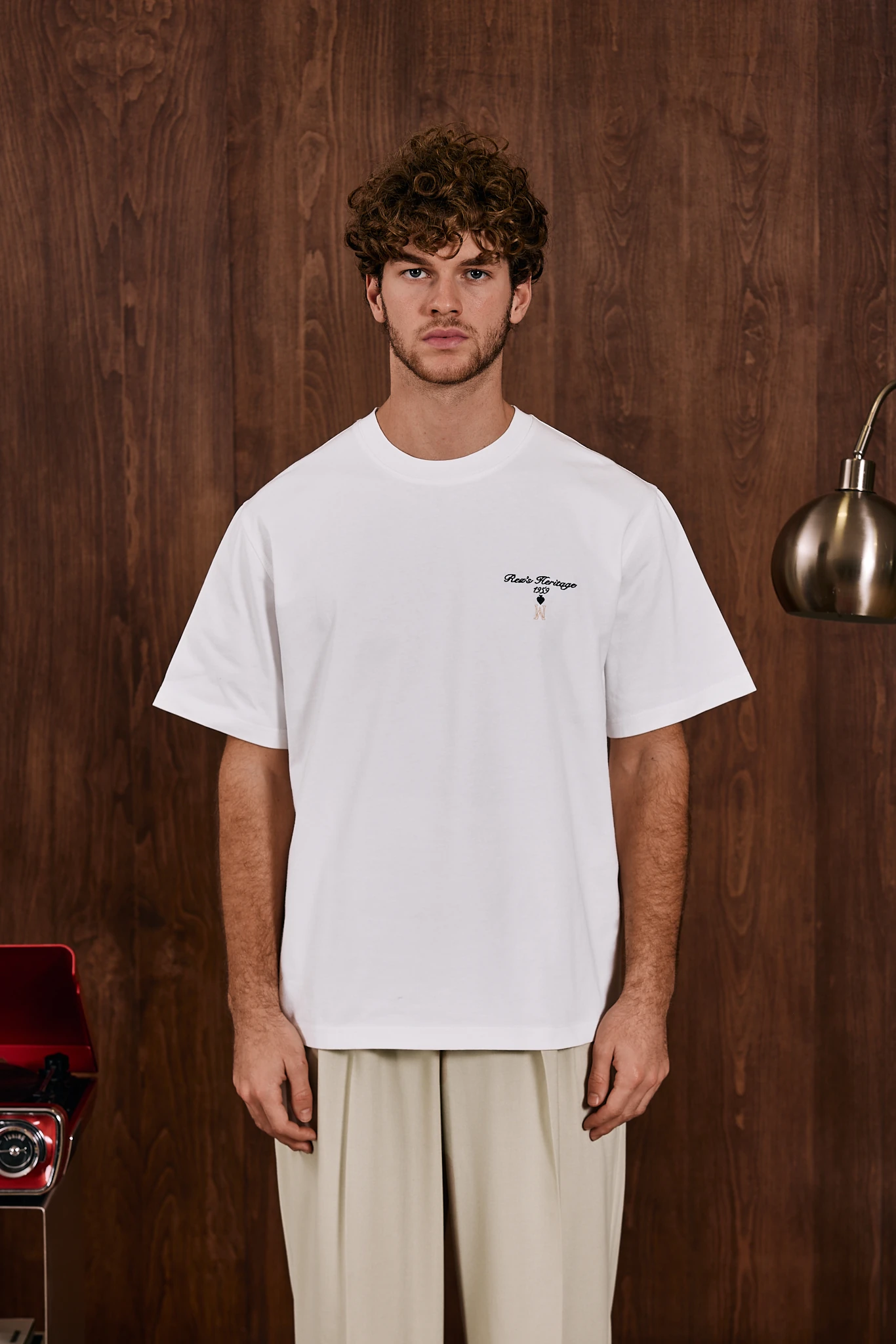 The Storyteller M T-Shirt Ekru