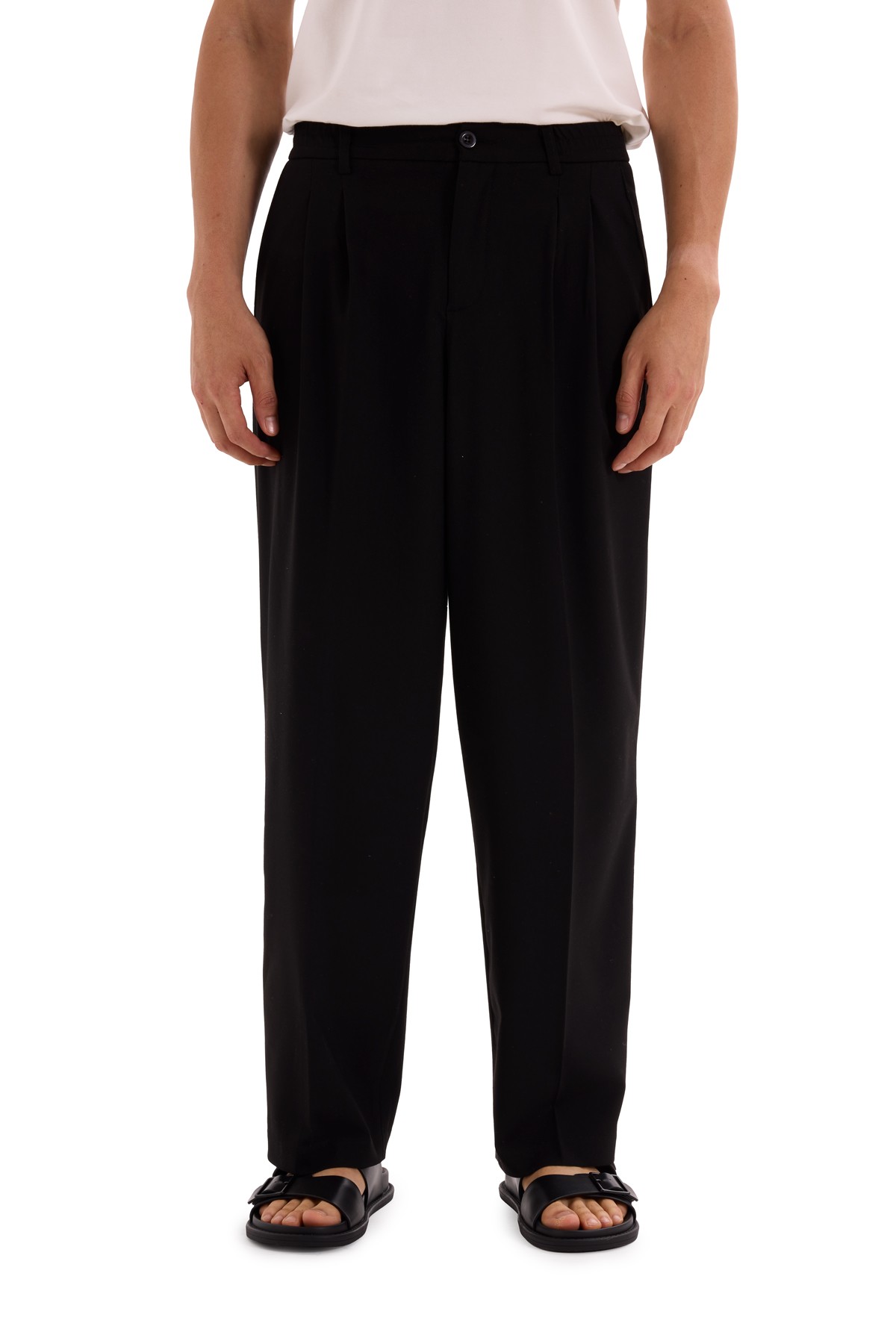 Black Pleated Woven Trousers