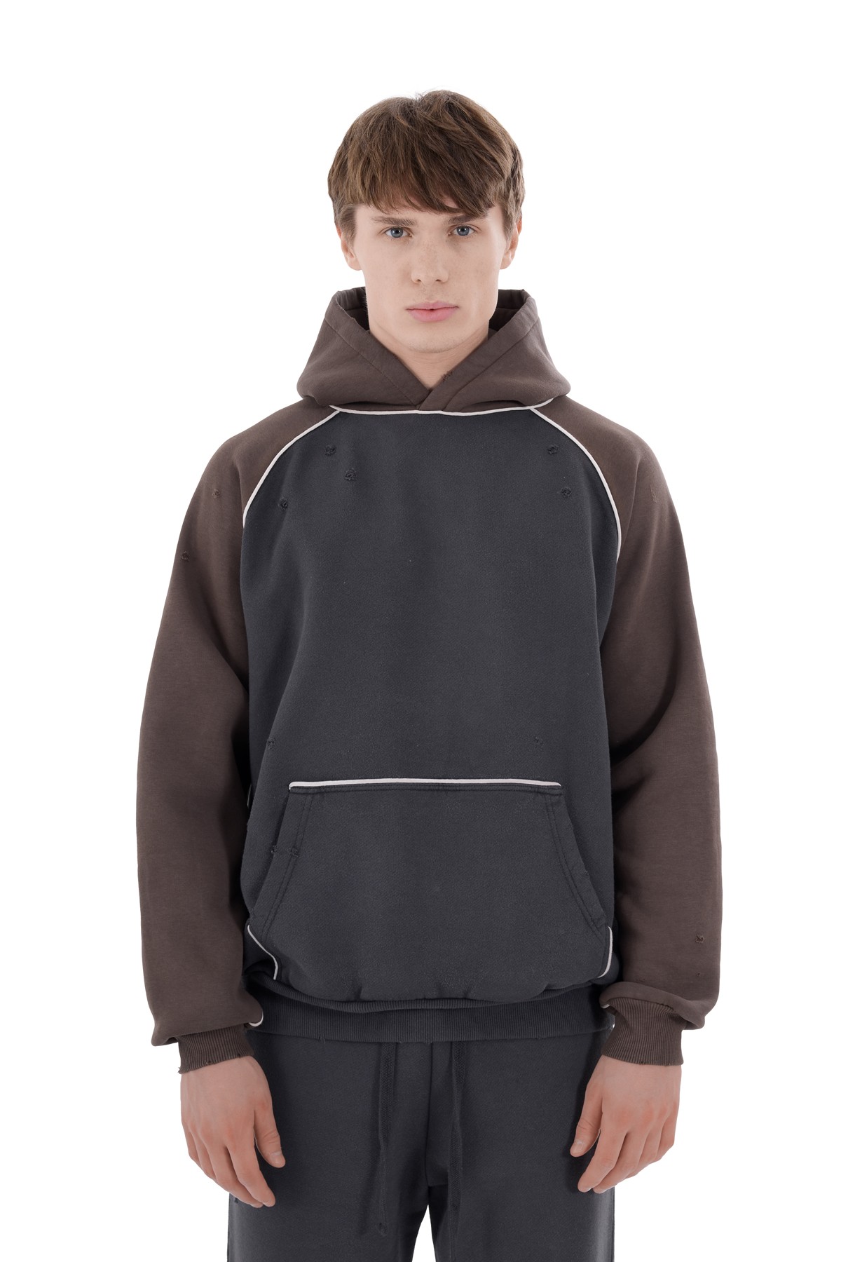 New Generation // Sweatshirt with Double Color Embroidery and Piping Details