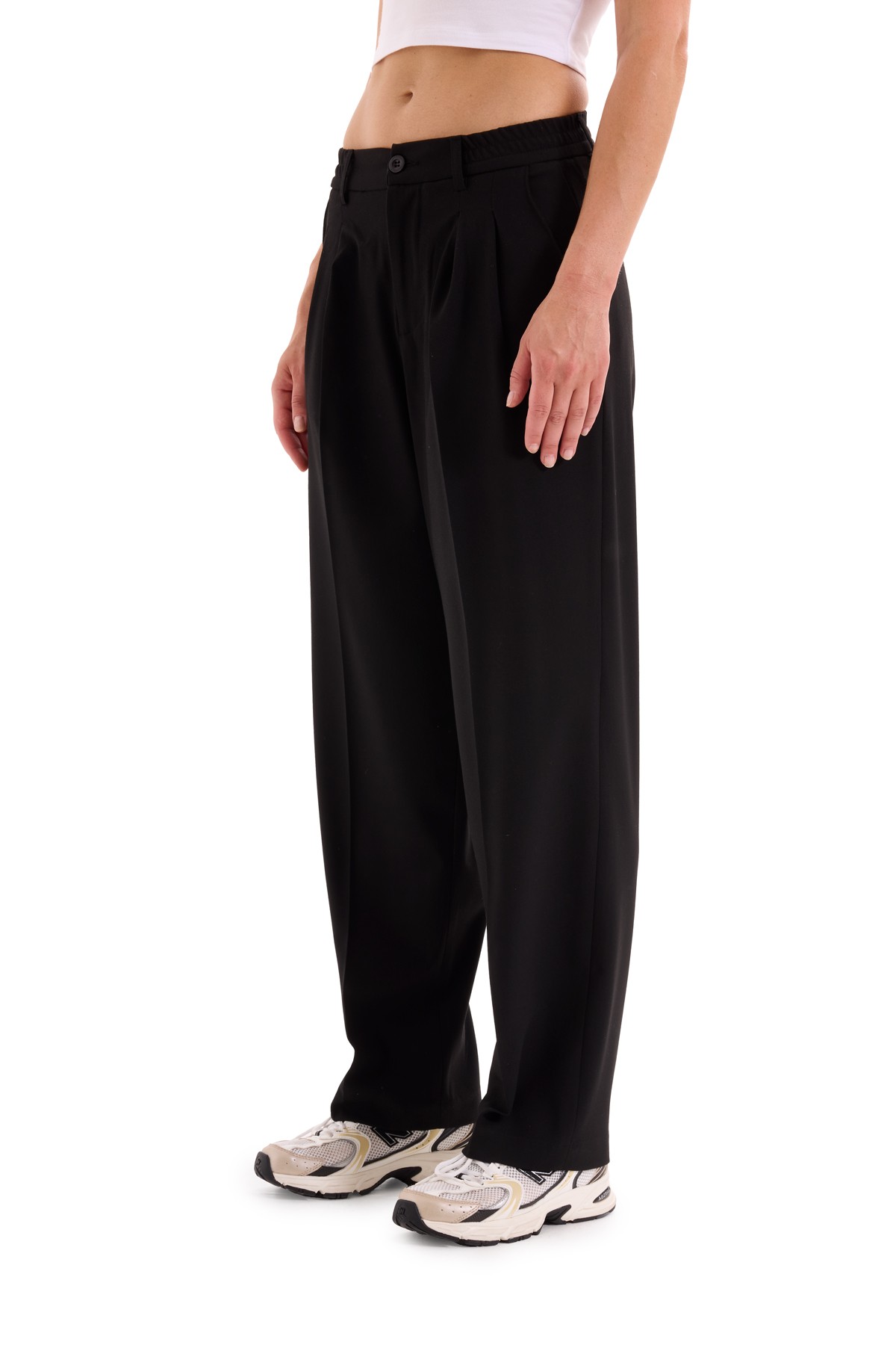 Black Pleated Woven Trousers K