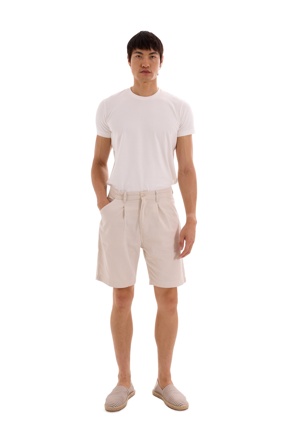 Cream Pleated Woven Shorts