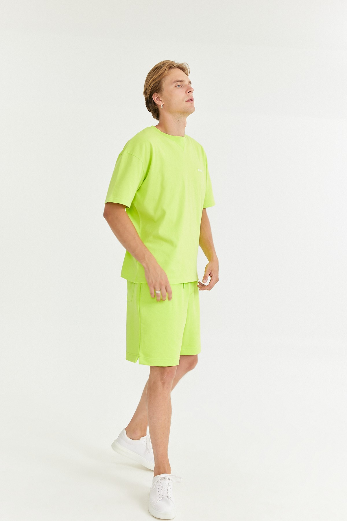 Yeşil Essentials Oversize T-Shirt