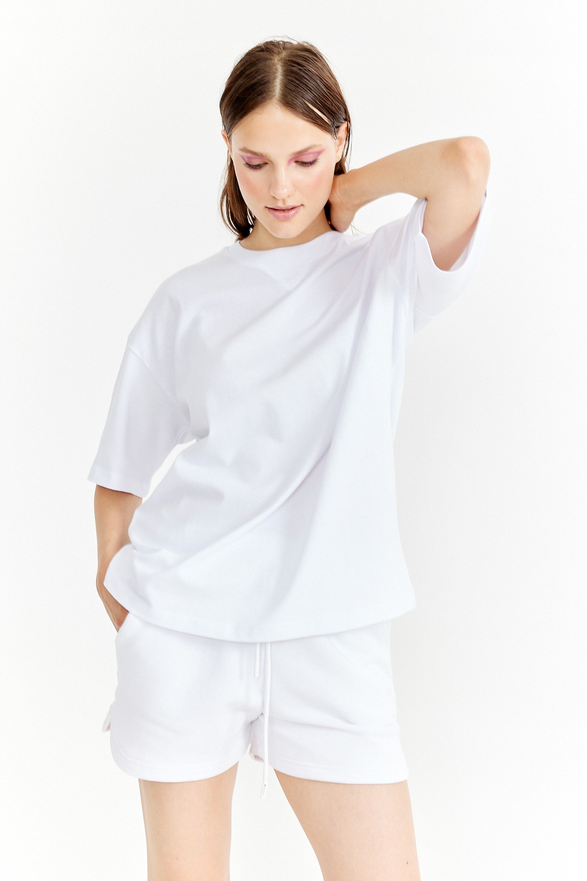 White Essentials Oversize T-Shirt K