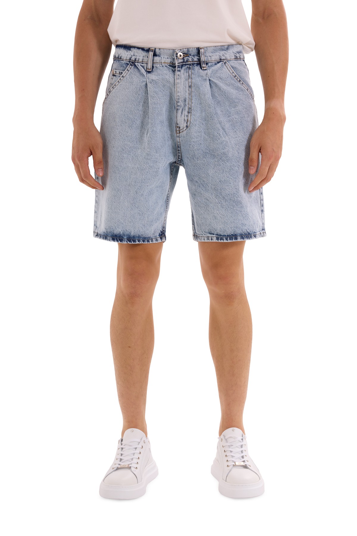 Snow Wash Pleated Denim Shorts