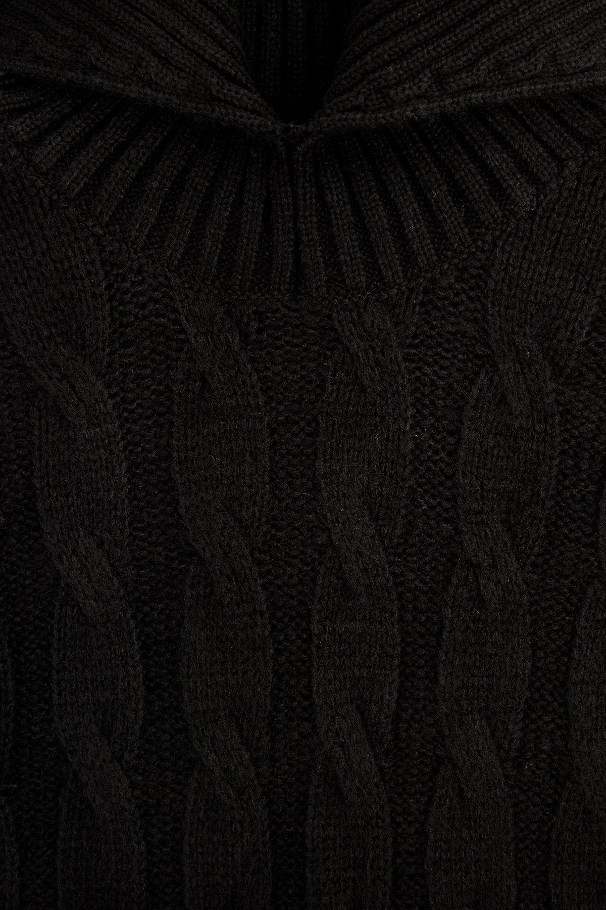 Black Knitted Textured Knitwear