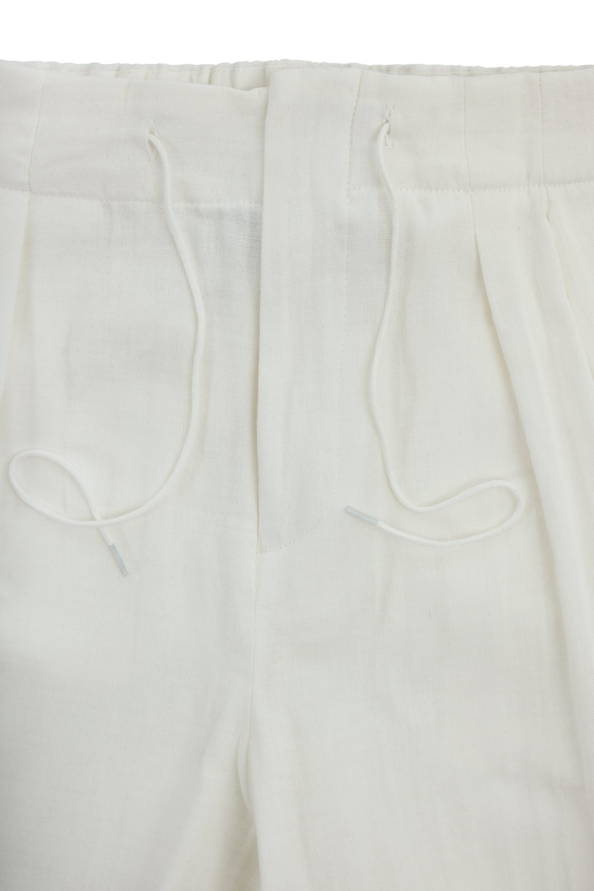 White Muslin Pleated Trousers K