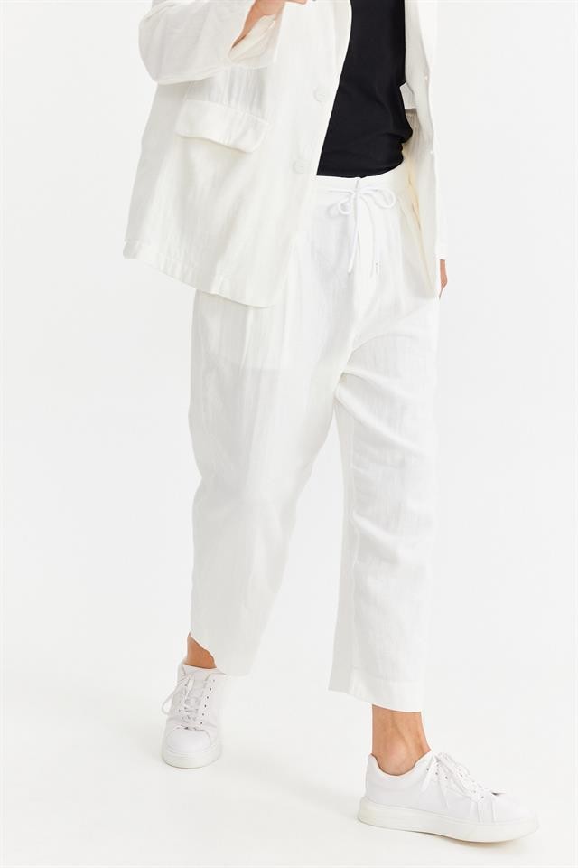 White Muslin Pleated Trousers