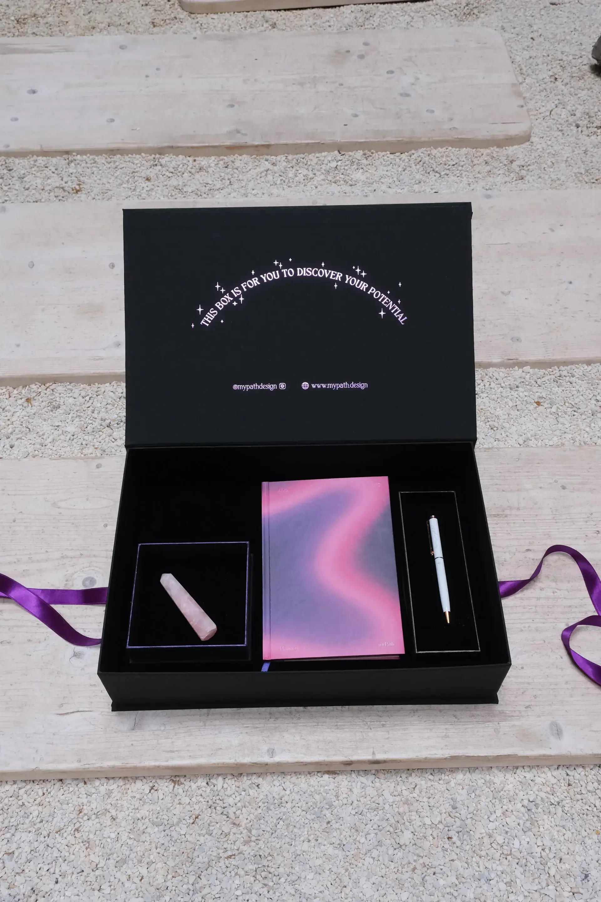 Planner Gift Set (Natural Stones + Pen)