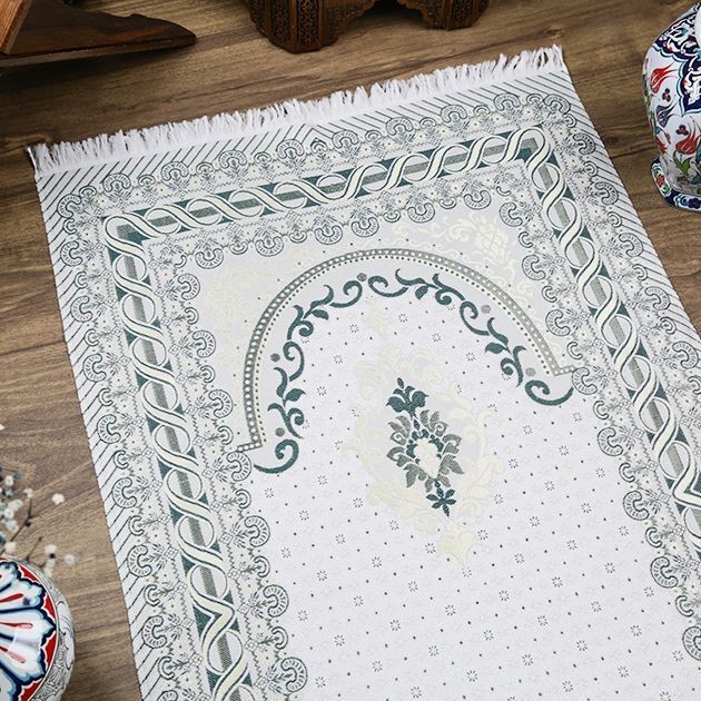 İpek Saten Osmanlı Desenli Seccade Koyu Yeşil 67x120 cm - 230 gr