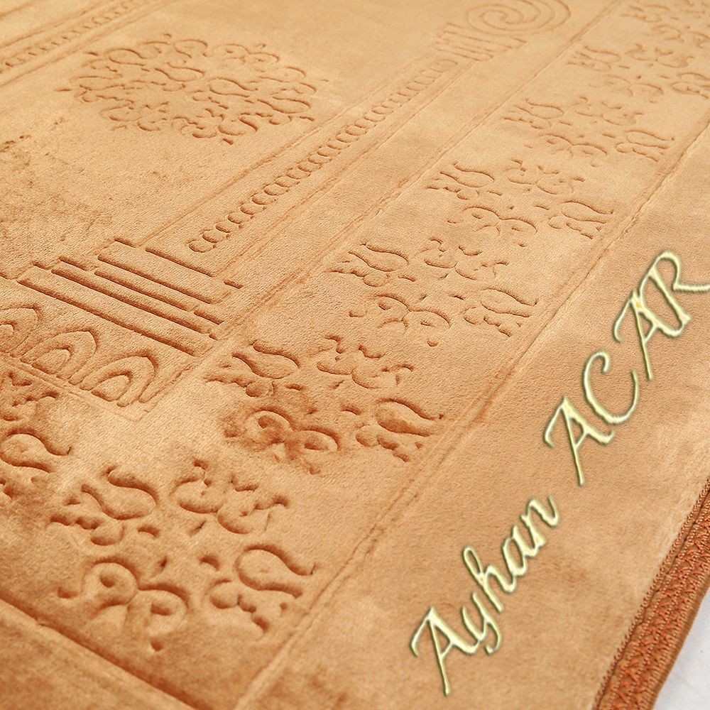 İsminizi Seccadeye Yazıyoruz Soft Yumuşak Kadife Peluş Seccade Gold 80 x 120 cm - 1100 gr