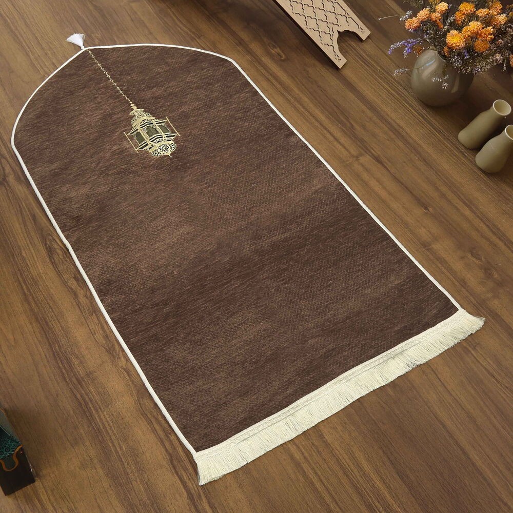 Mahya Lüks Astarlı Biyeli Şönil Seccade İsimli Kahverengi (66X125cm) 565 gr
