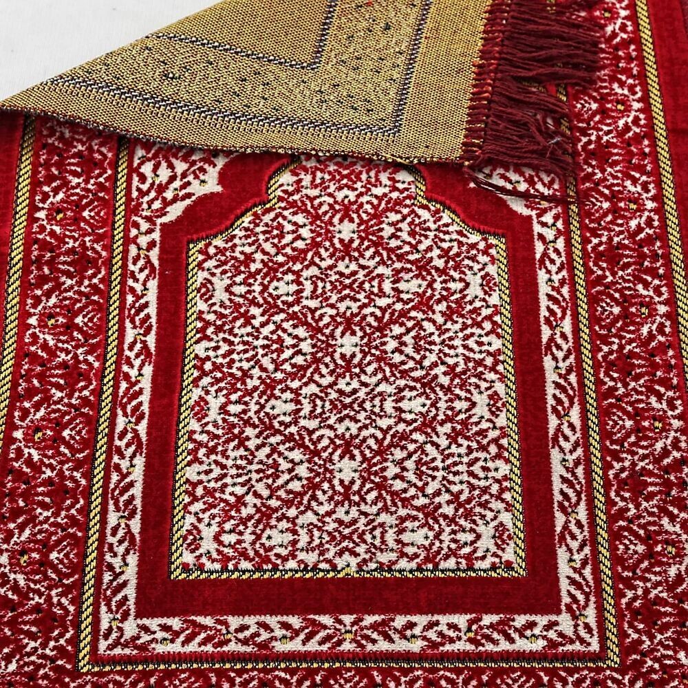 Kadife Çocuk Seccadesi - Kırmızı 39x80 cm - 180 gr - Tesbih Hediyeli