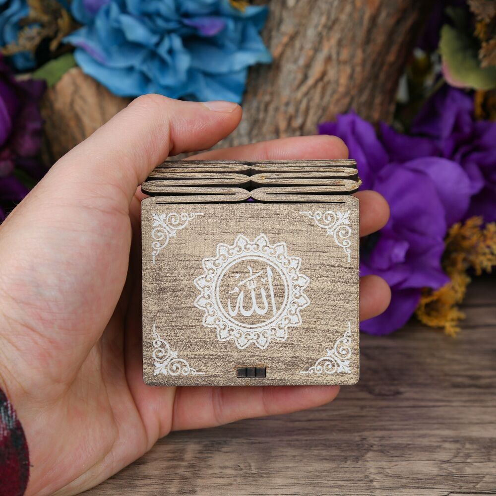 Mini Ahşap Kutu & Mini Kur'an-ı Kerim Beyaz (8x7cm)