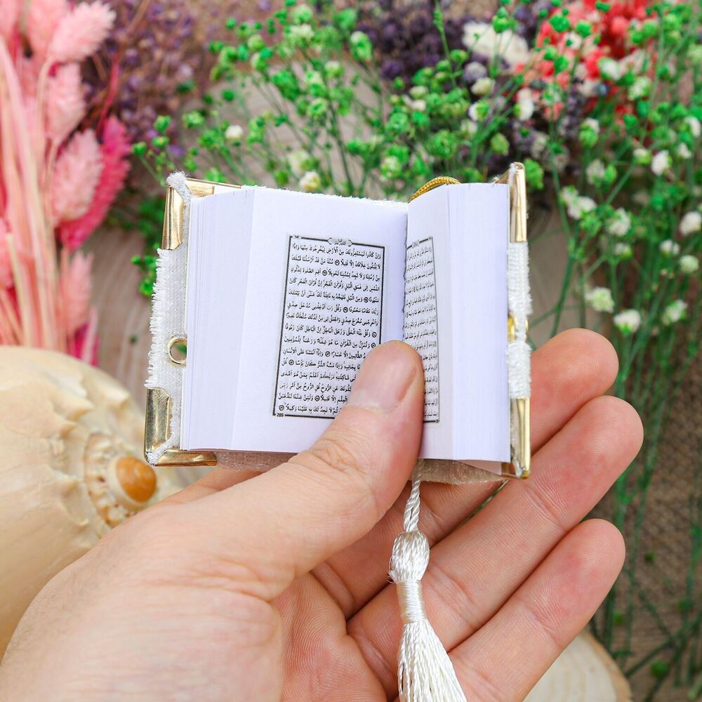 Mini Kur'an-ı Kerim Kadife Kaplı & Tül Süslemeli Beyaz