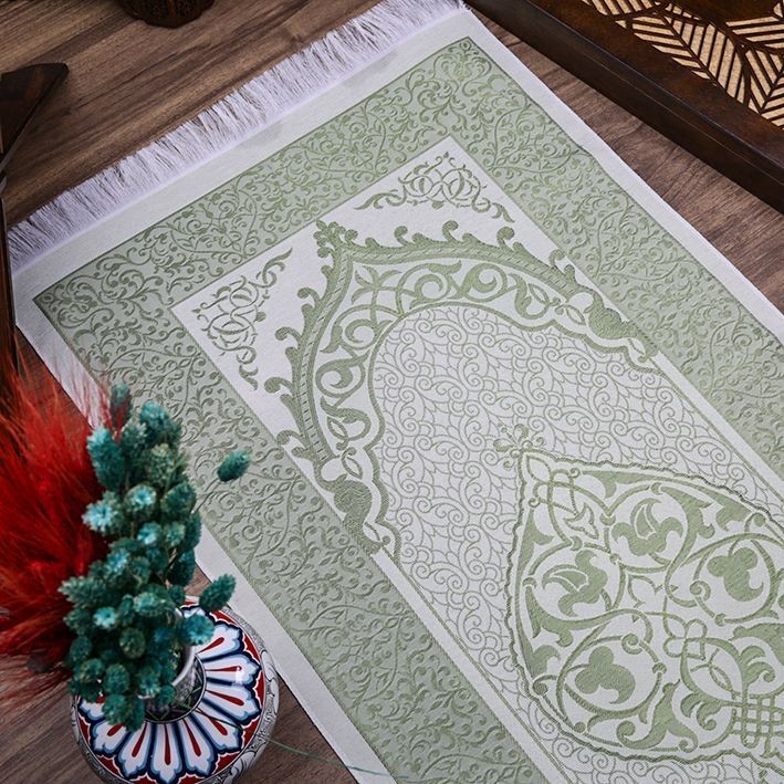 Hediyelik İpek Nur Tafta Seccade Yeşil 68x110 cm - 200 gr