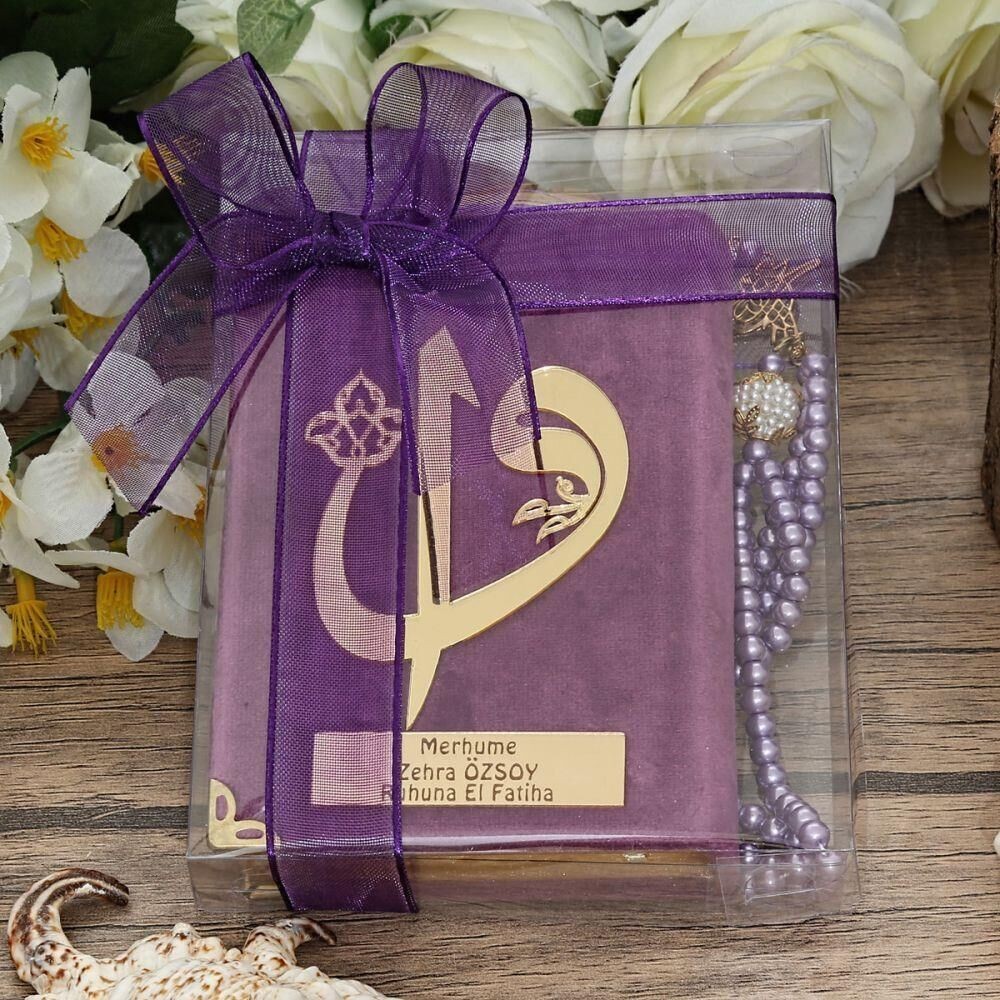 Hediyelik Kadife Kur'an-ı Kerim, İnci Tesbih, Asetat Kutulu (17×15) Set ( Renk Seçenekli )