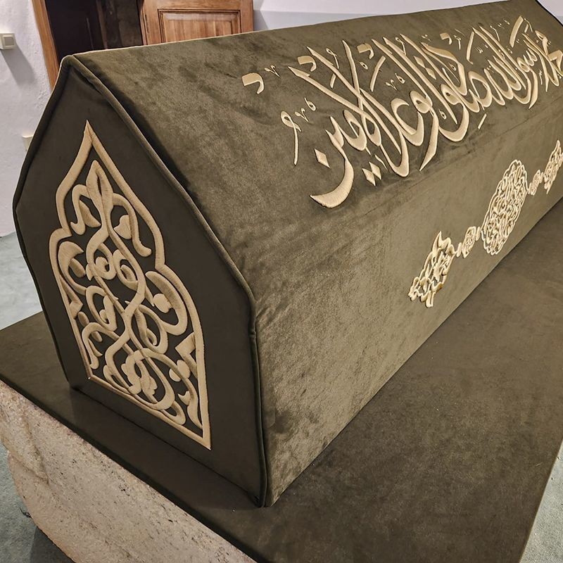 Sanduka Turbe Tabut Örtüsü & Puşide ( Özel Ölçü Yapılmaktadır.) Kırşehir Cacabey Medresesi
