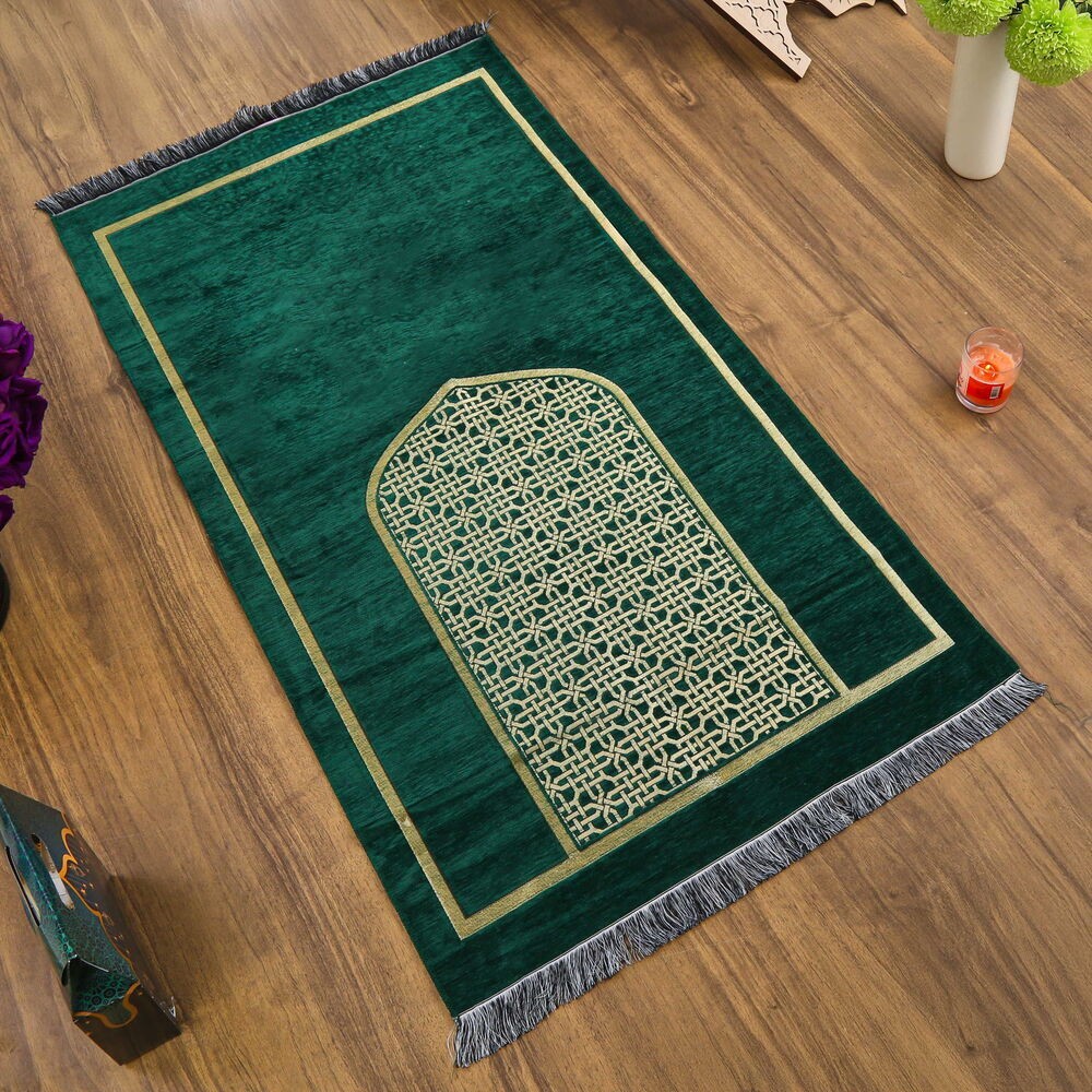 Selçuklu Desenli Lüks Şönil Seccade - Yeşil ( 120 x 66 cm ) 520 gr