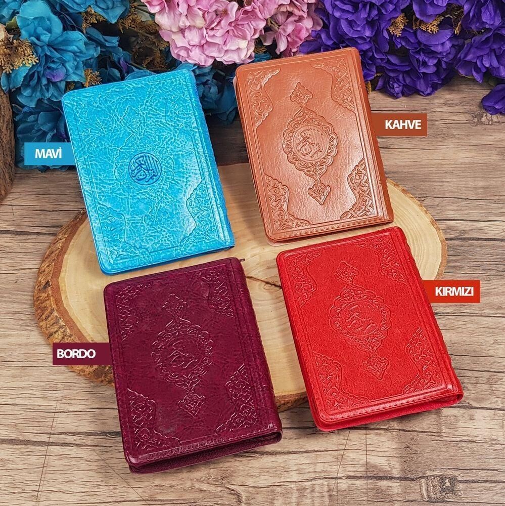 Hediyelik Ahşap Kutu Kahve, Seccade, Kur'an-ı Kerim, Rahle, Tesbihli Set