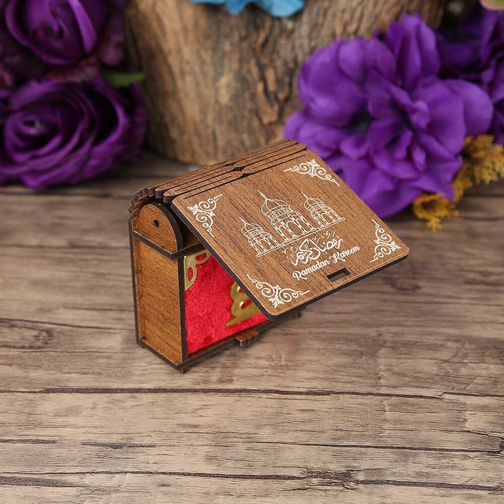 Ramazan Kerim Mini Ahşap Kutu & Mini Kur'an-ı Kerim Kırmızı (8x7cm)