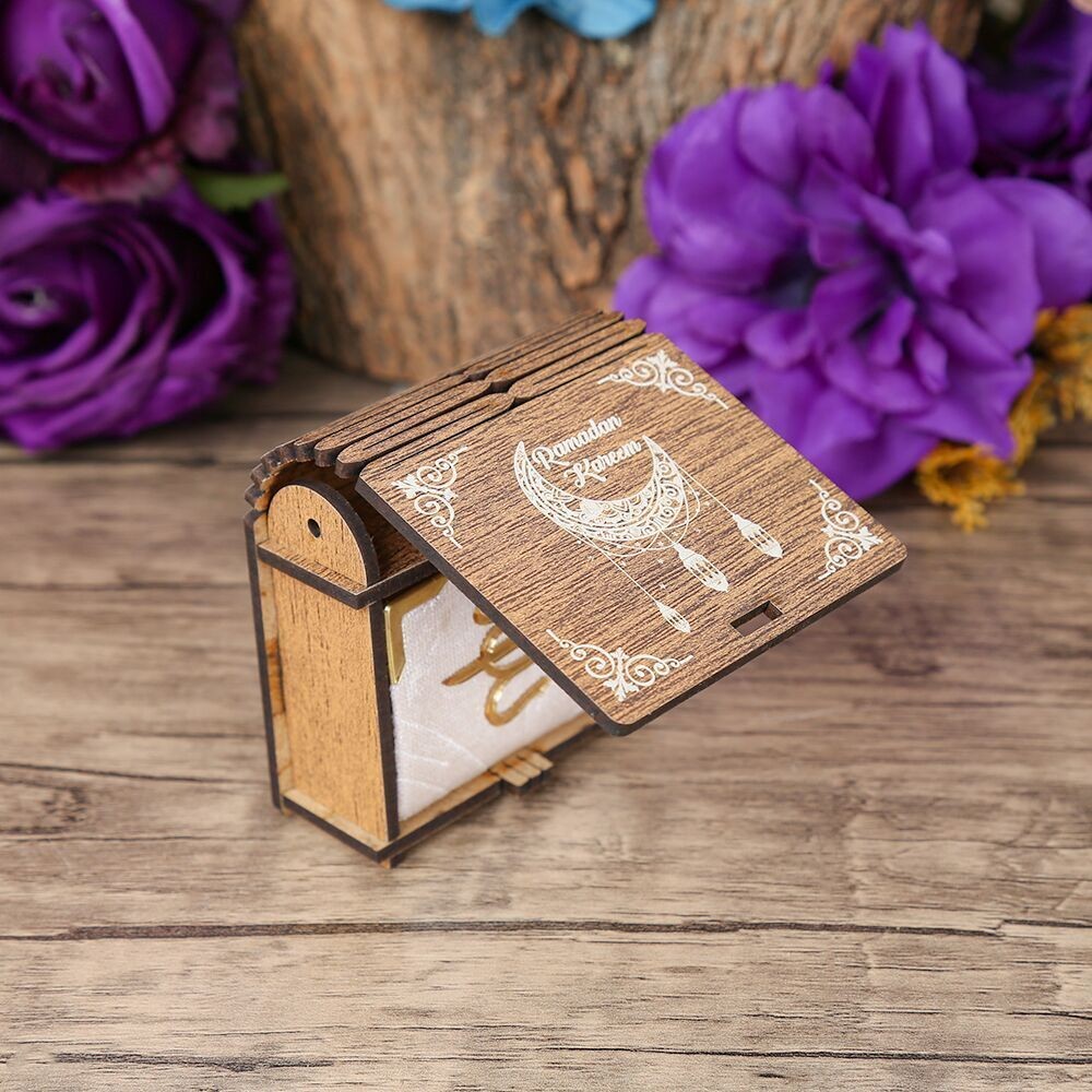Hilal ve Kandi Mini Ahşap Kutu & Mini Kur'an-ı Kerim Pembe (8x7cm)