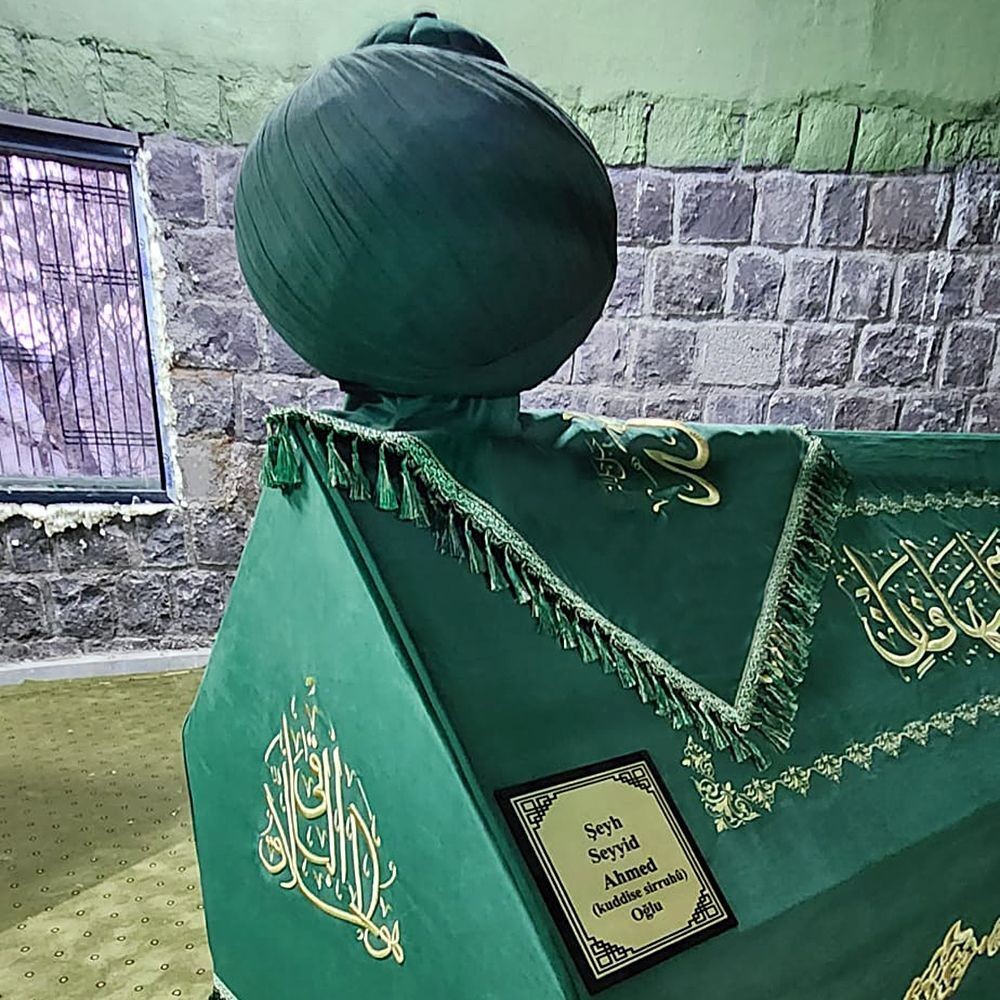 Sanduka Turbe Tabut Örtüsü & Puşide Diyarbakır Şeyhan Köyü Şeyh Seyyid Ahmed ( Özel Ölçü Yapılmaktadır.)