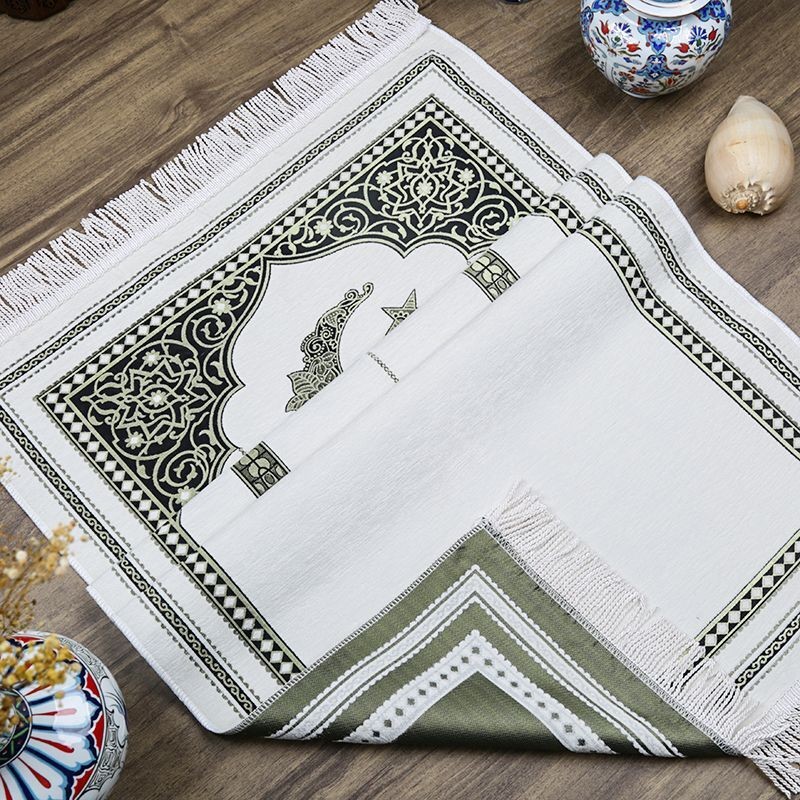 Ramadan  Kerim  Şönil Seccade Krem 68x110 cm - 330 gr