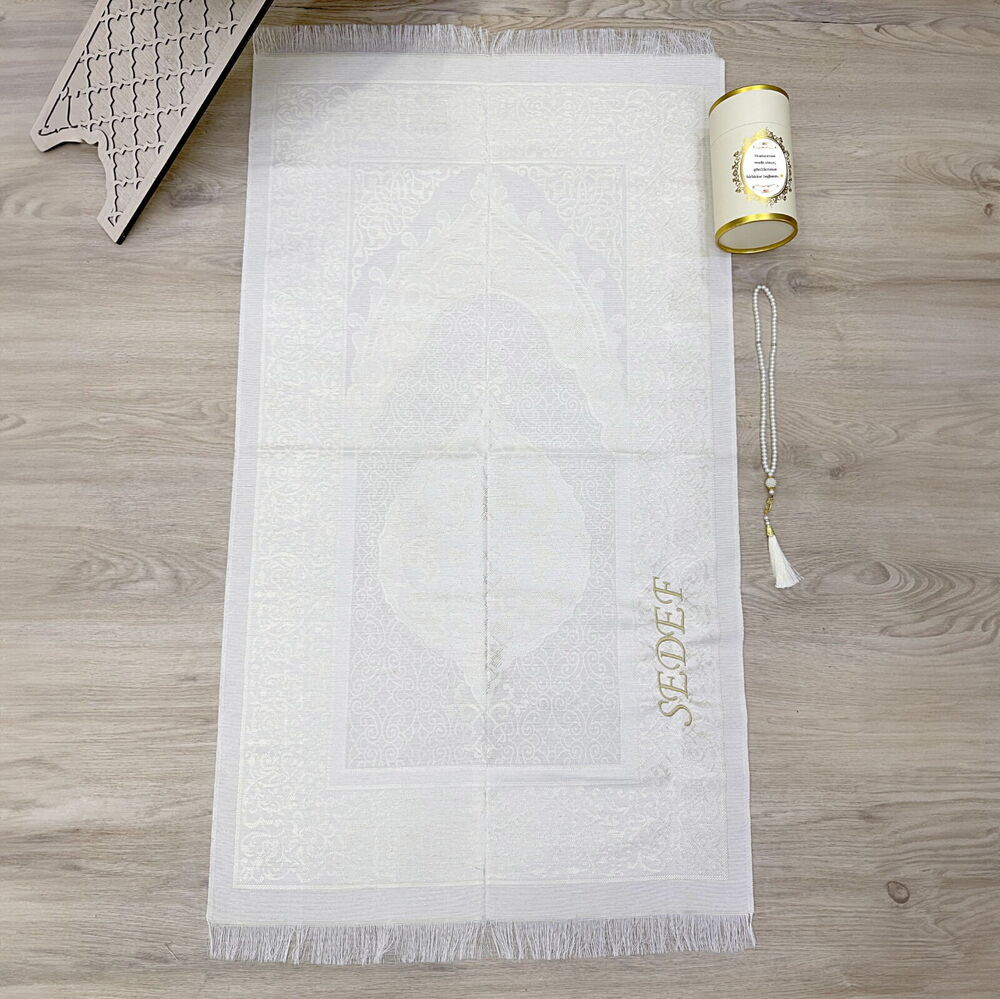 Hediyelik İsme Özel Seccade (68x110 Cm) ,İnci Tesbih , 99 lu Tesbih, Silindir Seti - Krem